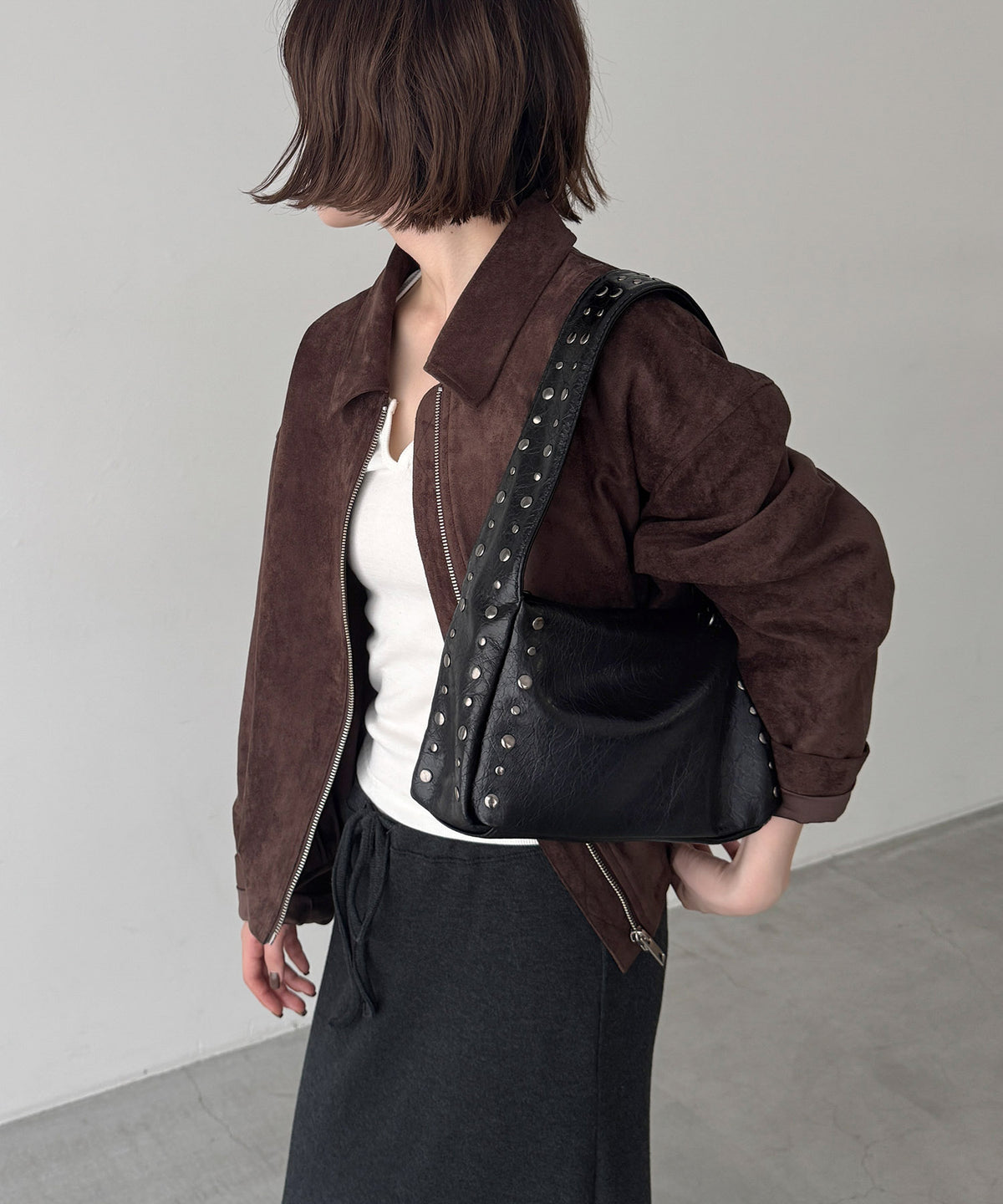 スタッズショルダーBAG