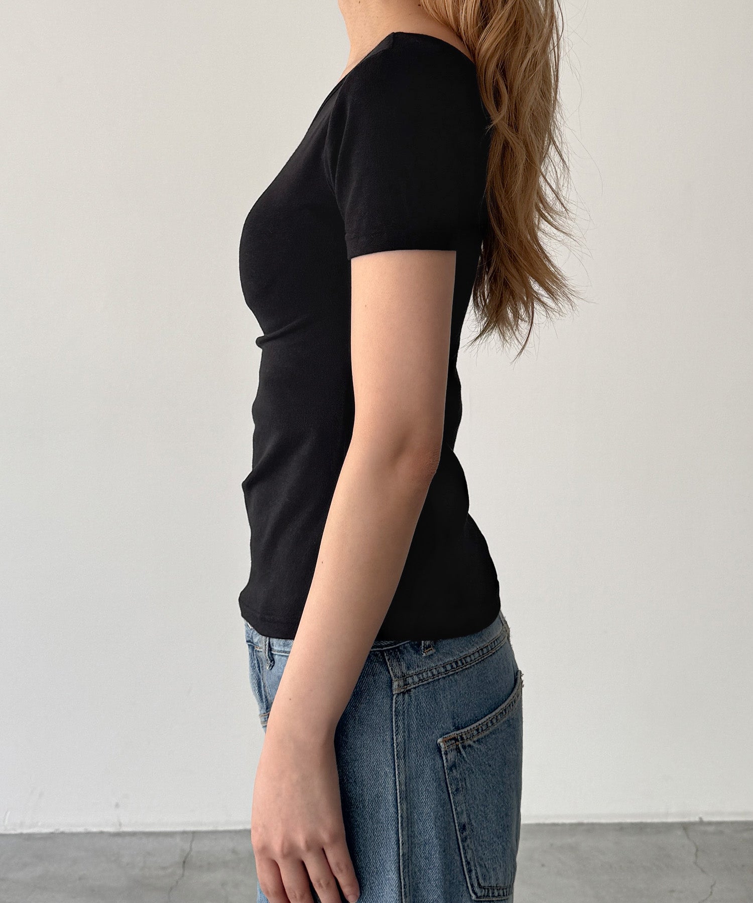 ワンショルダーサイドギャザーTシャツ