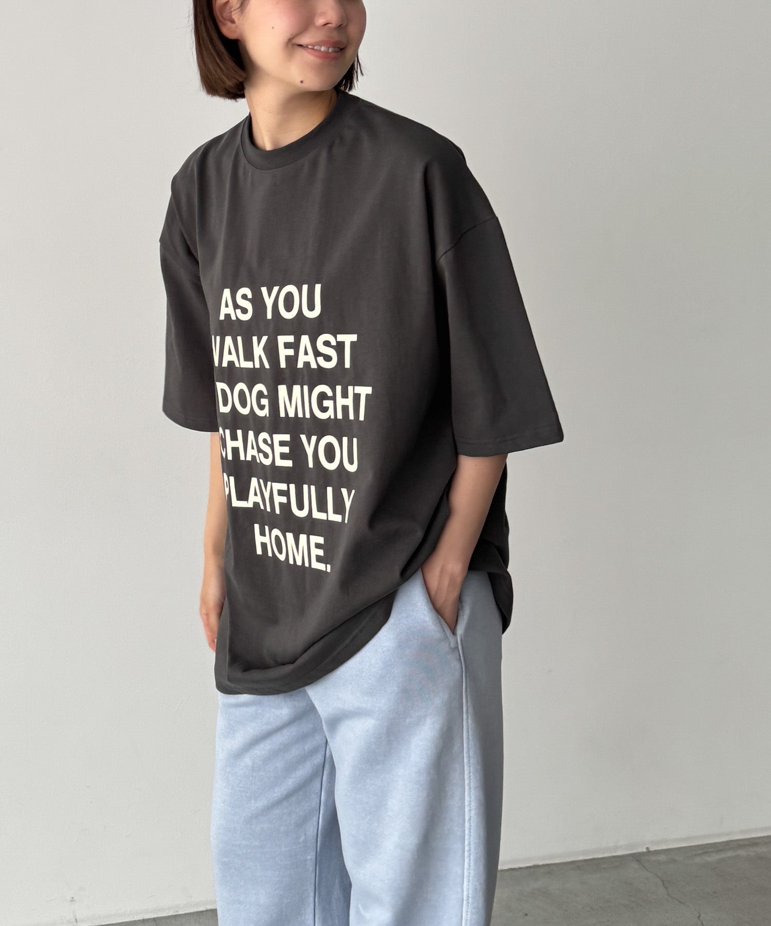 "AS YOU"Tシャツ