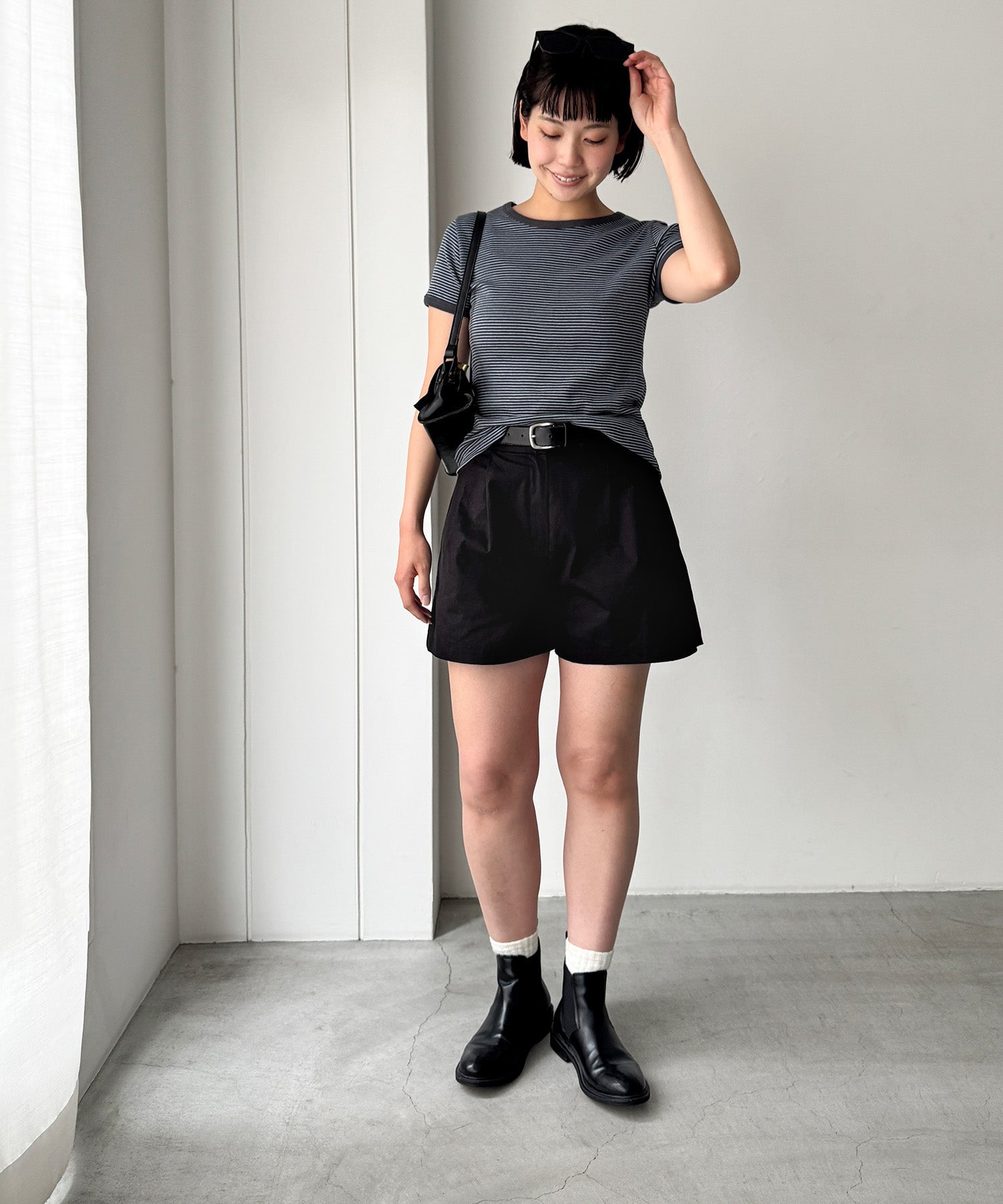 ダブルタックショートパンツ