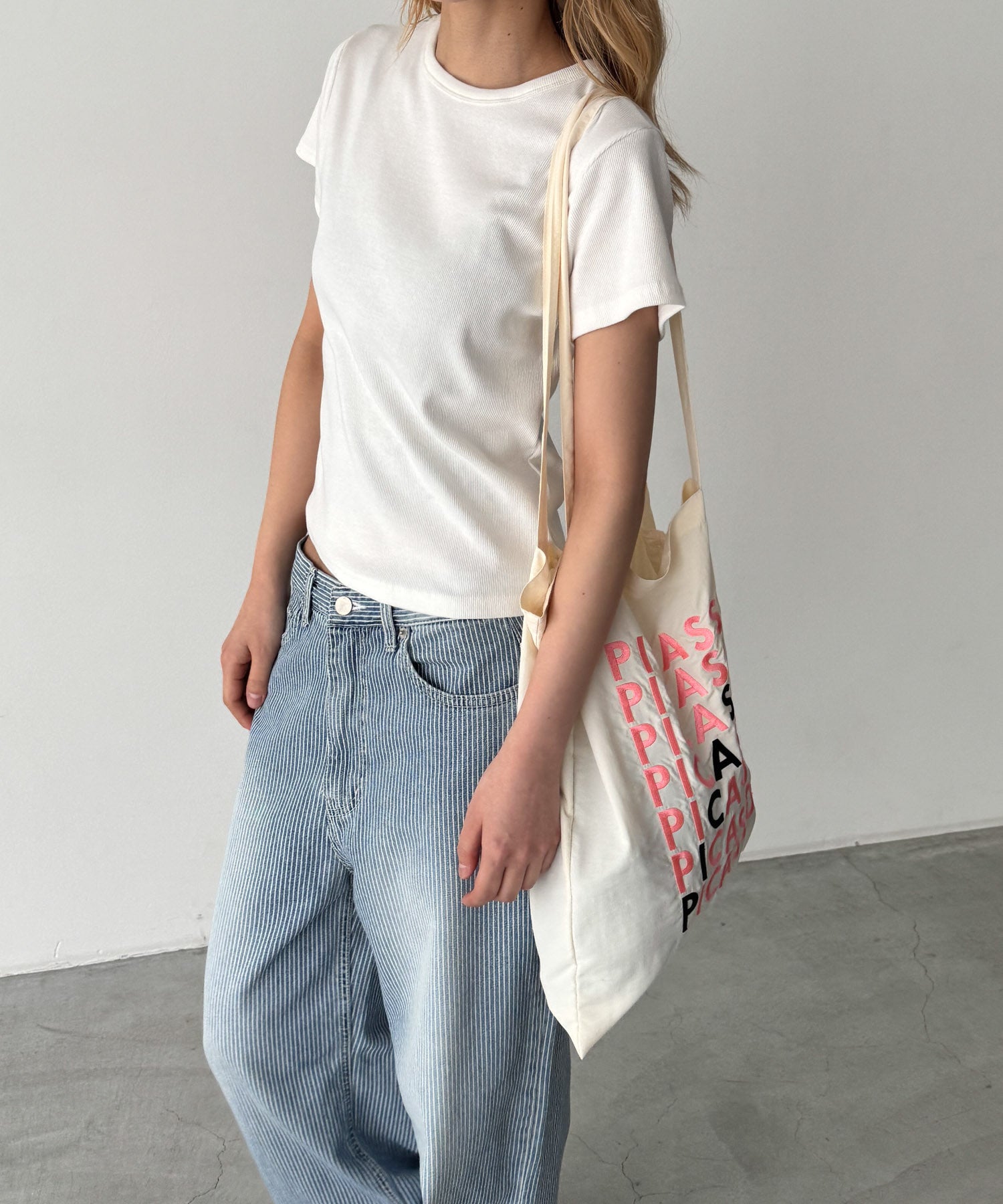 BASICコンパクトTシャツ
