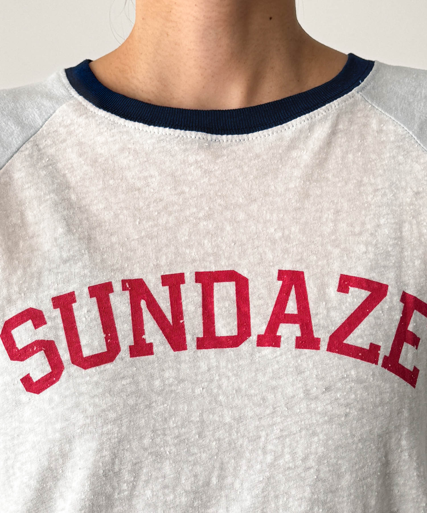 "SUNDAZE"ラグランTシャツ