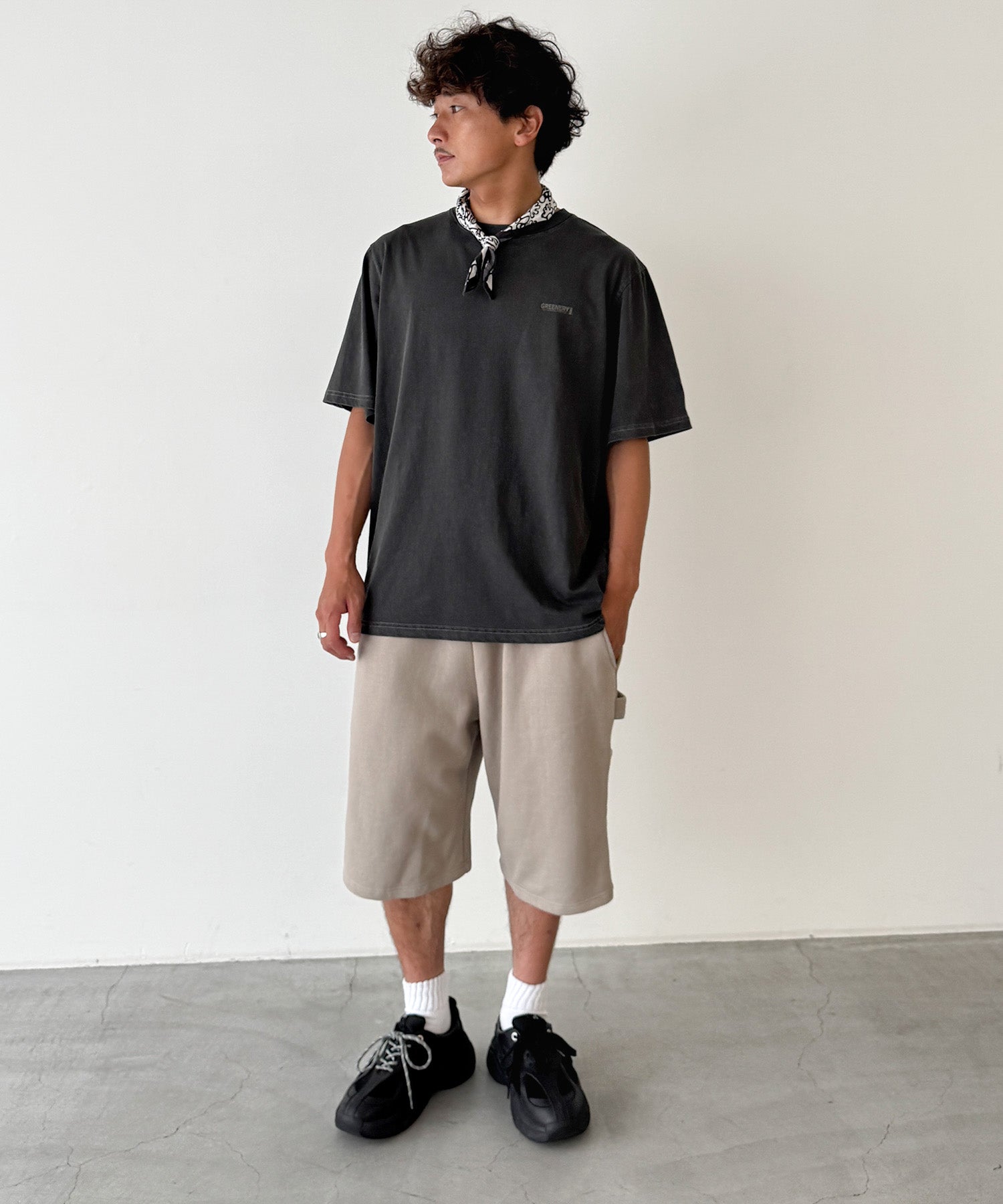"GRNRY"Tシャツ