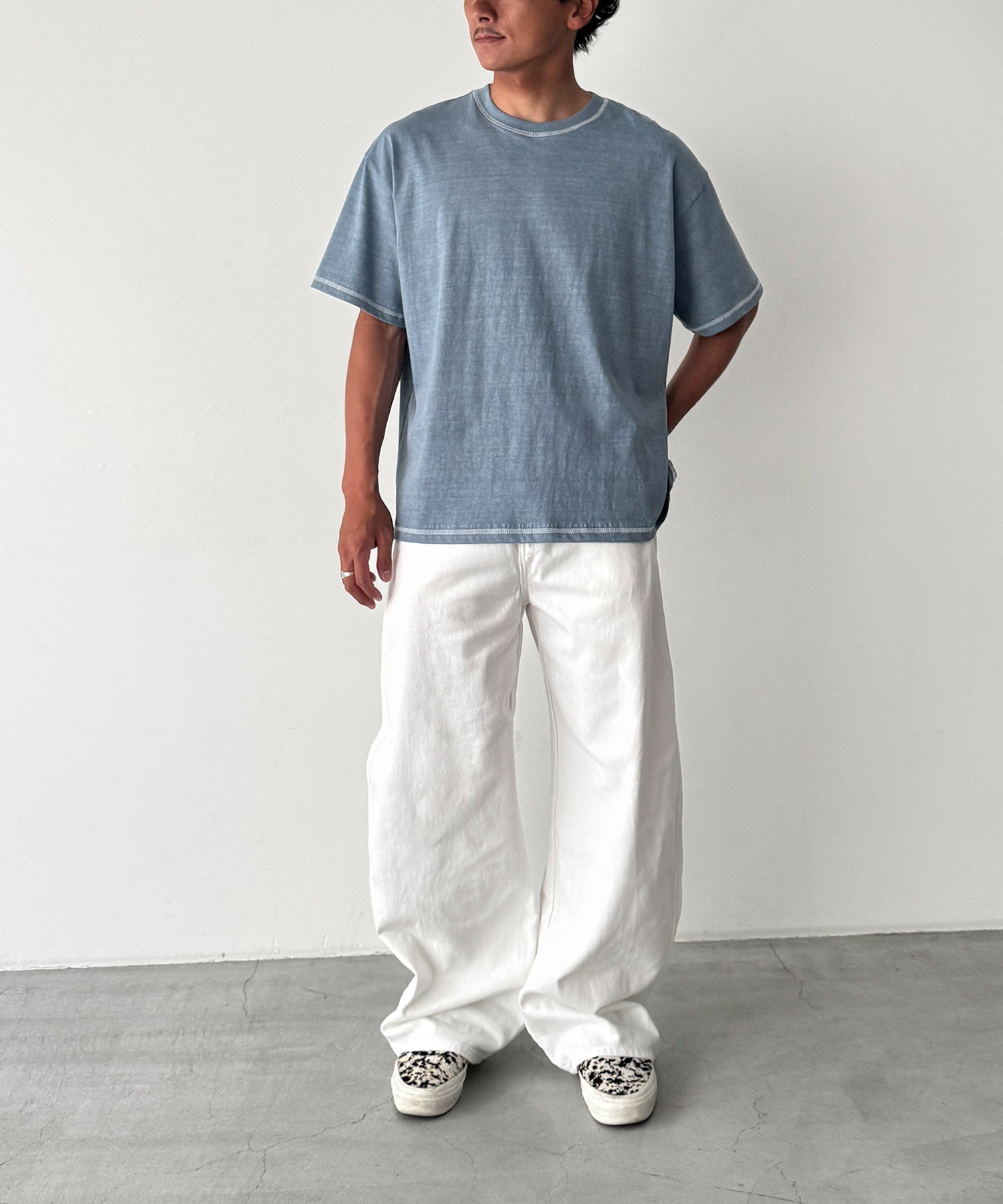 ステッチTシャツ