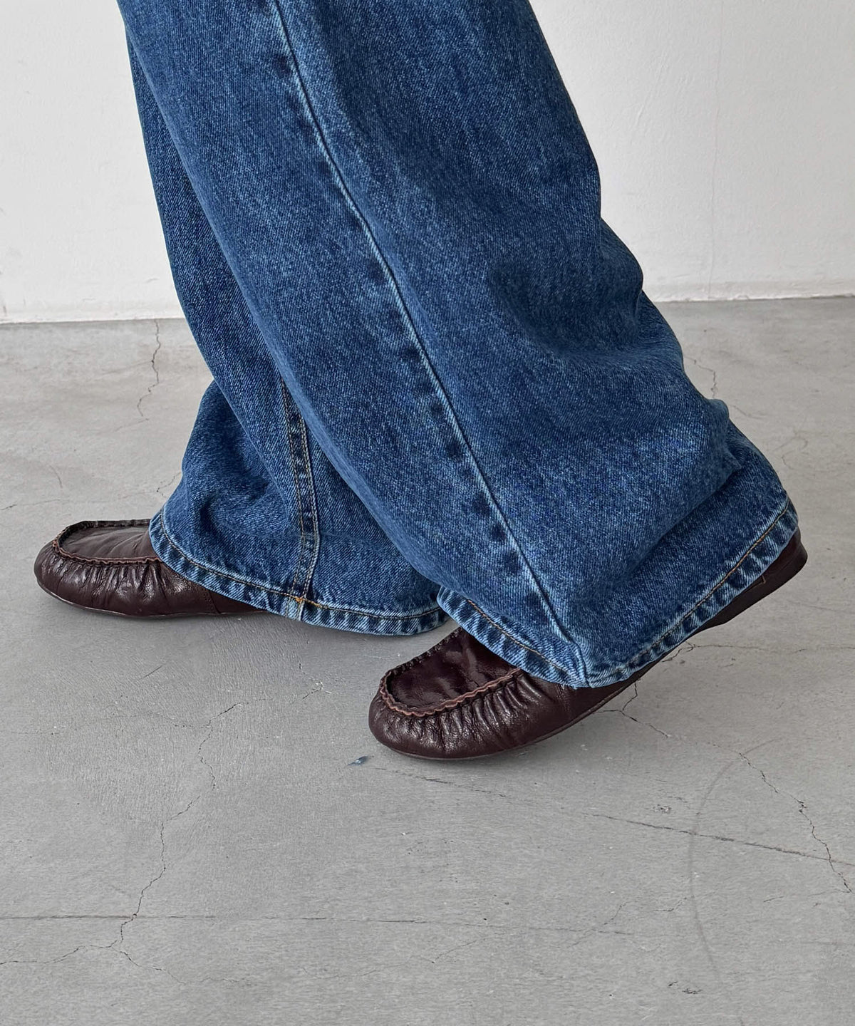 ペインターデニムパンツ