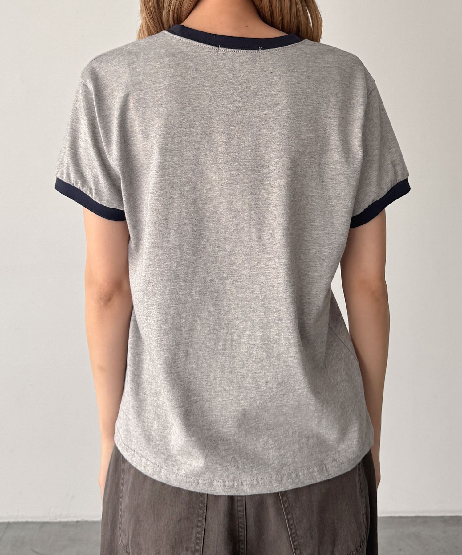 "CREME DELE"リンガーTシャツ