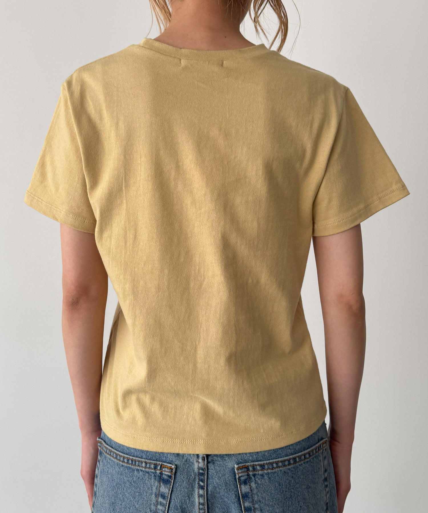 "Still LOOK here"Tシャツ
