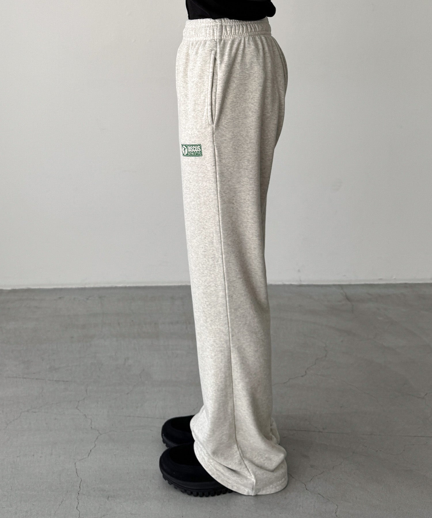 フレアスウェットパンツ