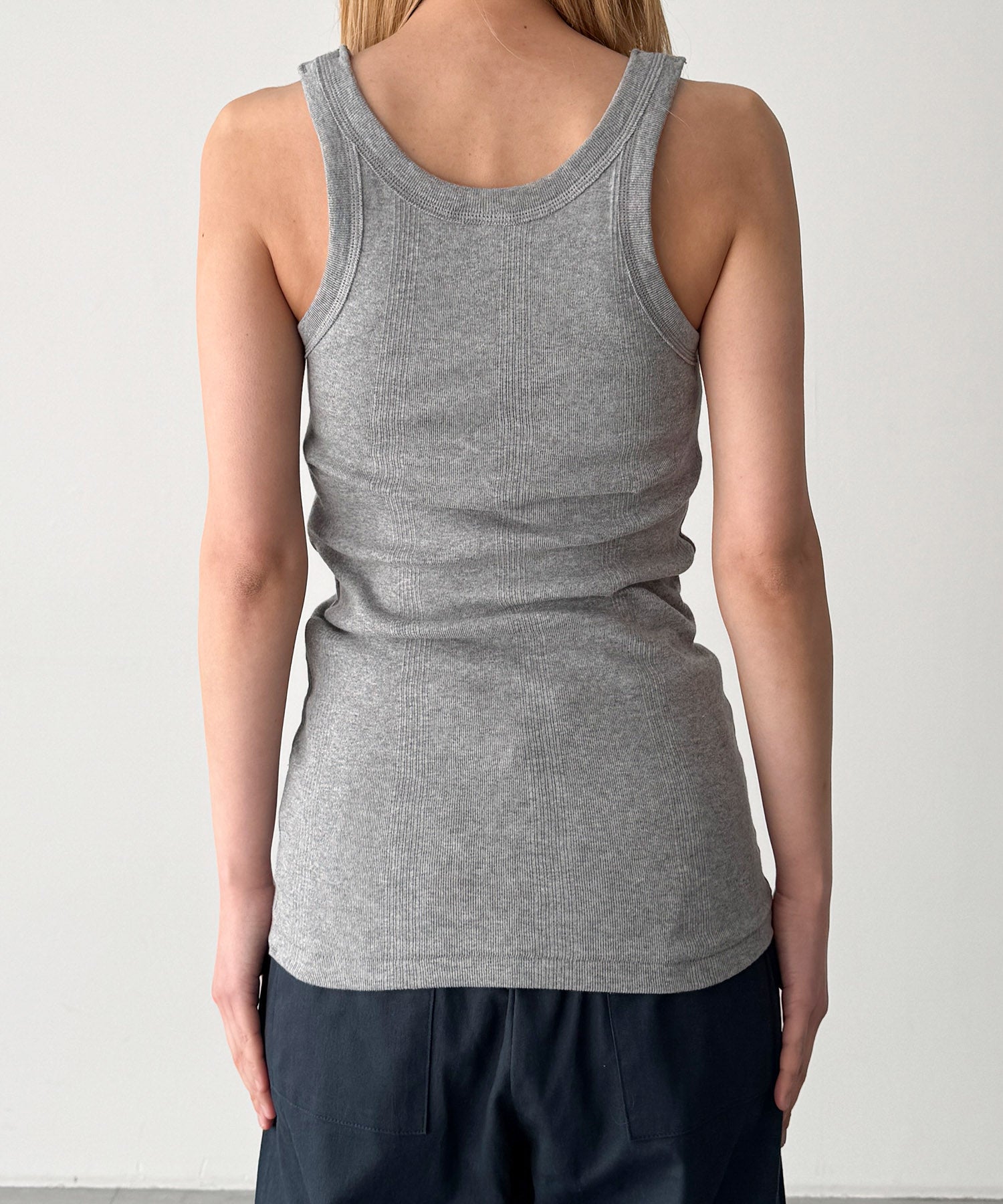 パネルリブカップ付きタンクトップ