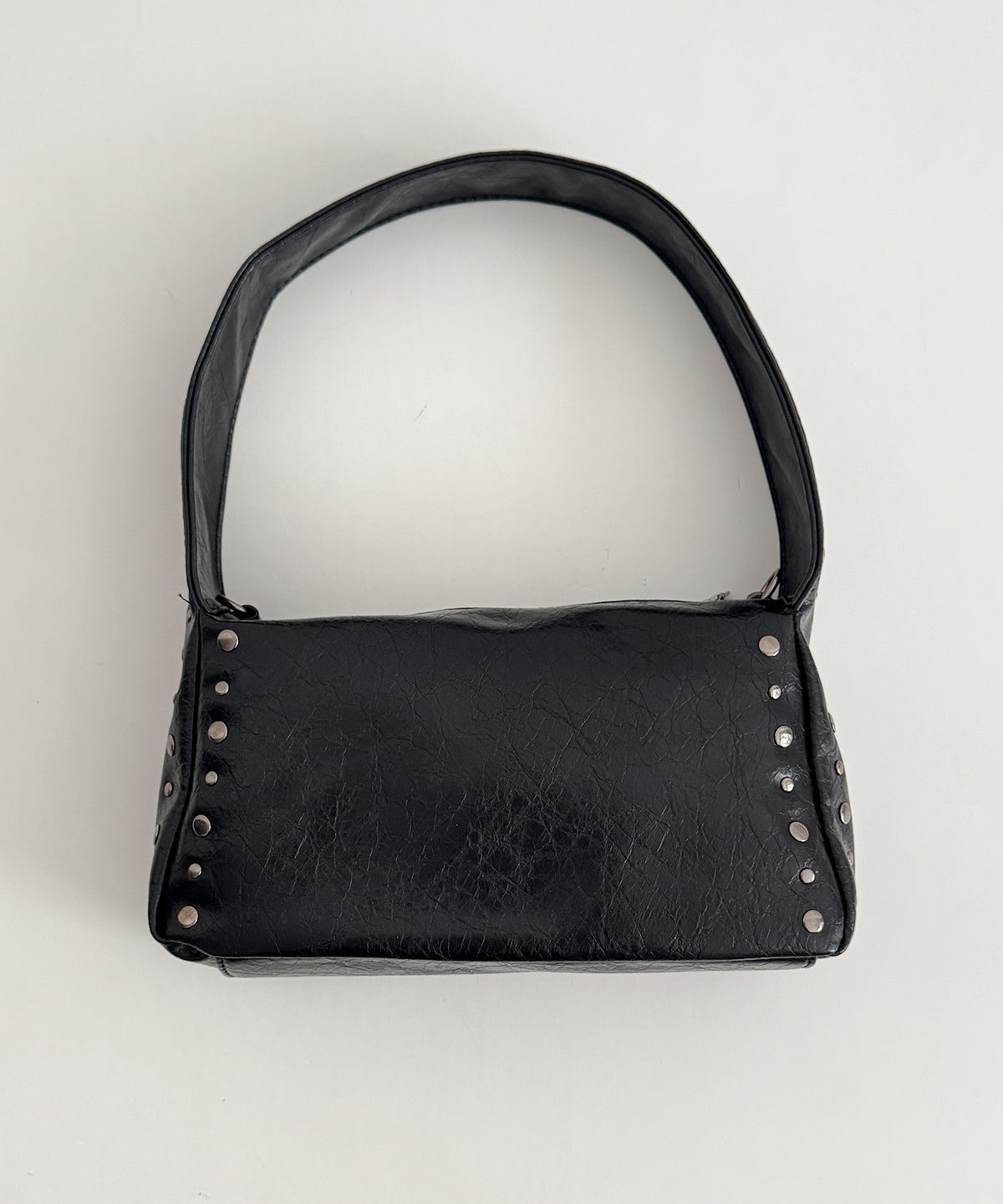 スタッズショルダーBAG