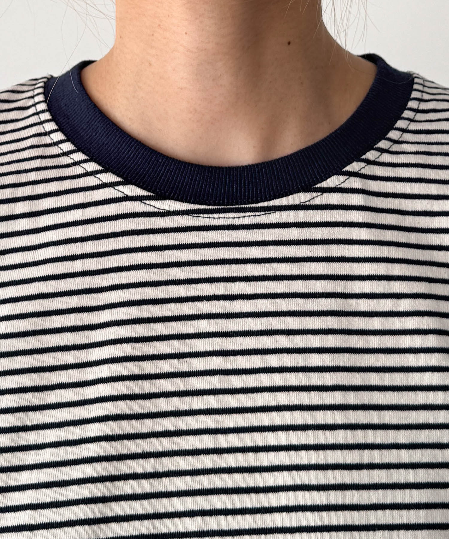 細ボーダーリンガーコンパクトTシャツ