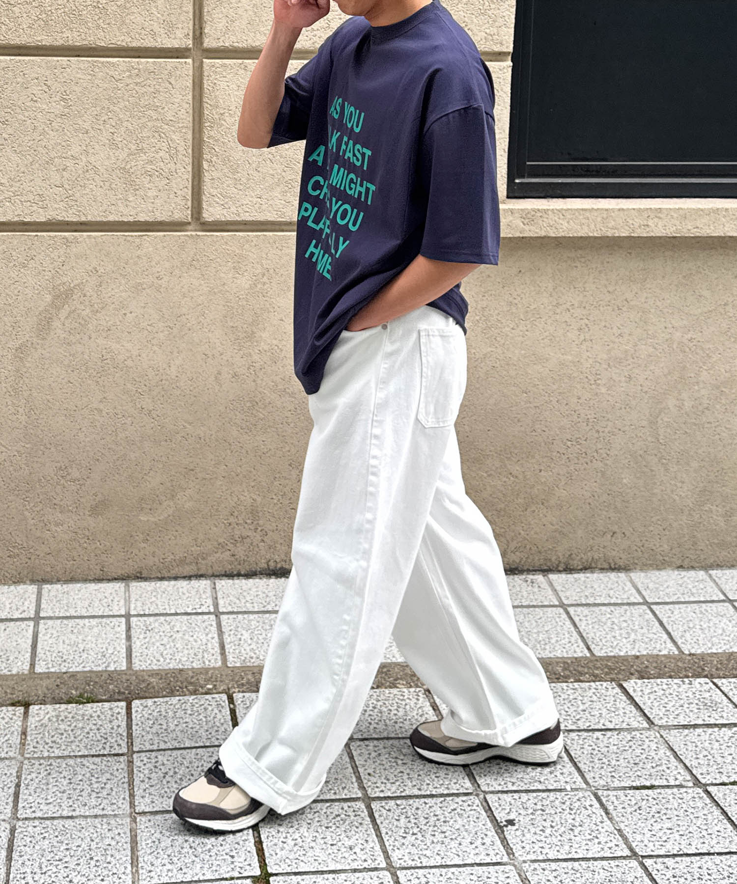 "AS YOU"Tシャツ