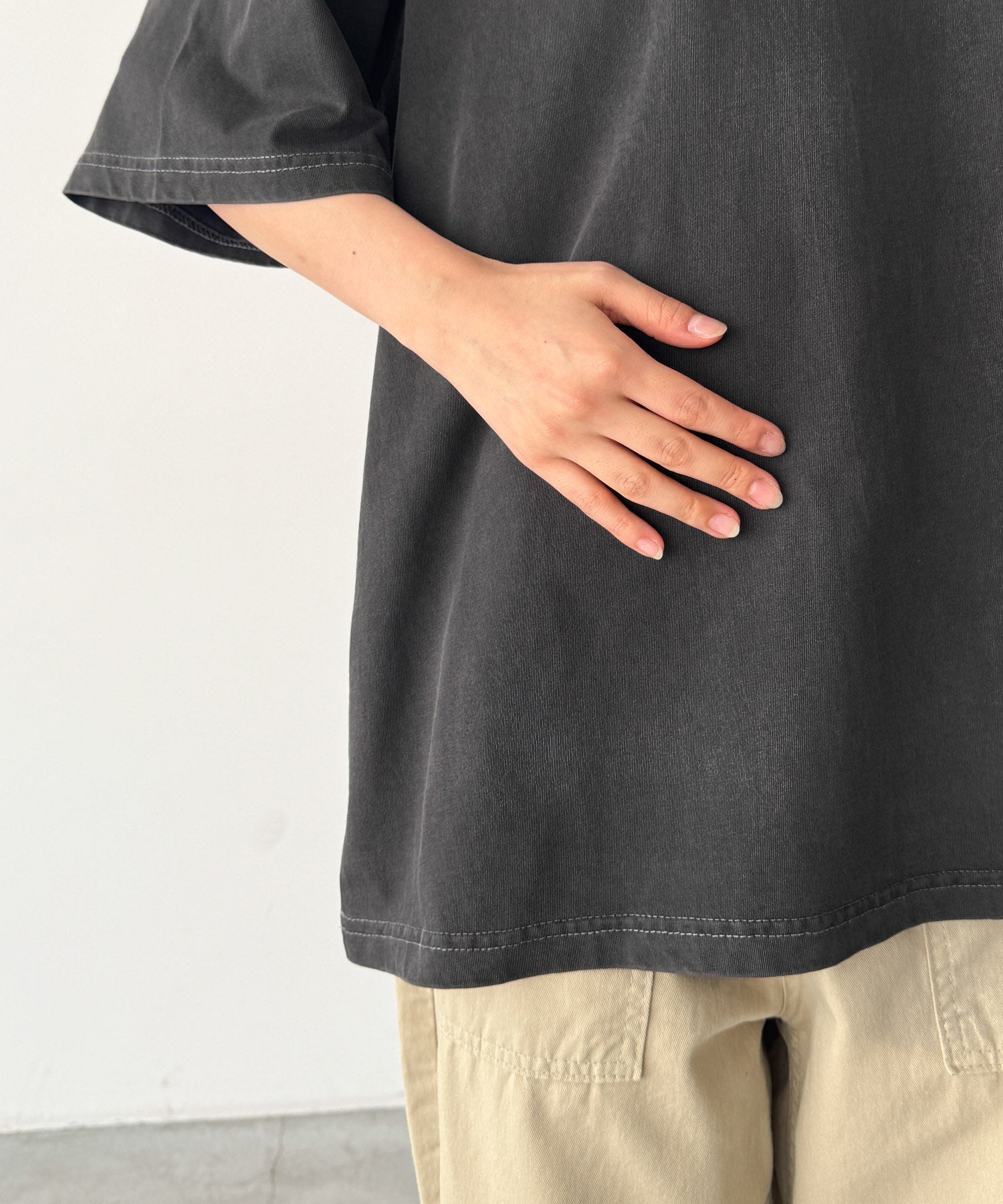 "GRNRY"Tシャツ