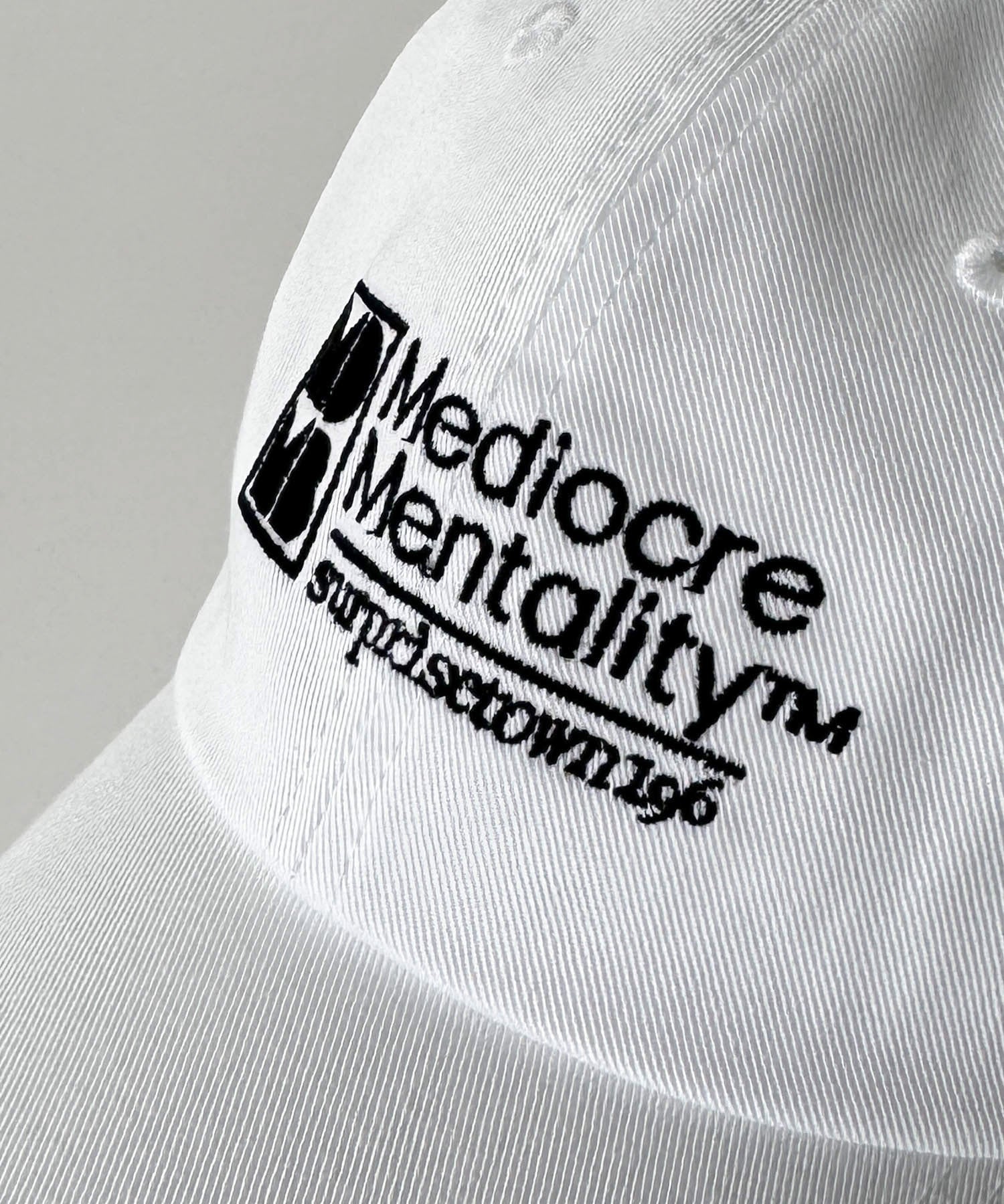 Mediocre MentalityロゴCAP