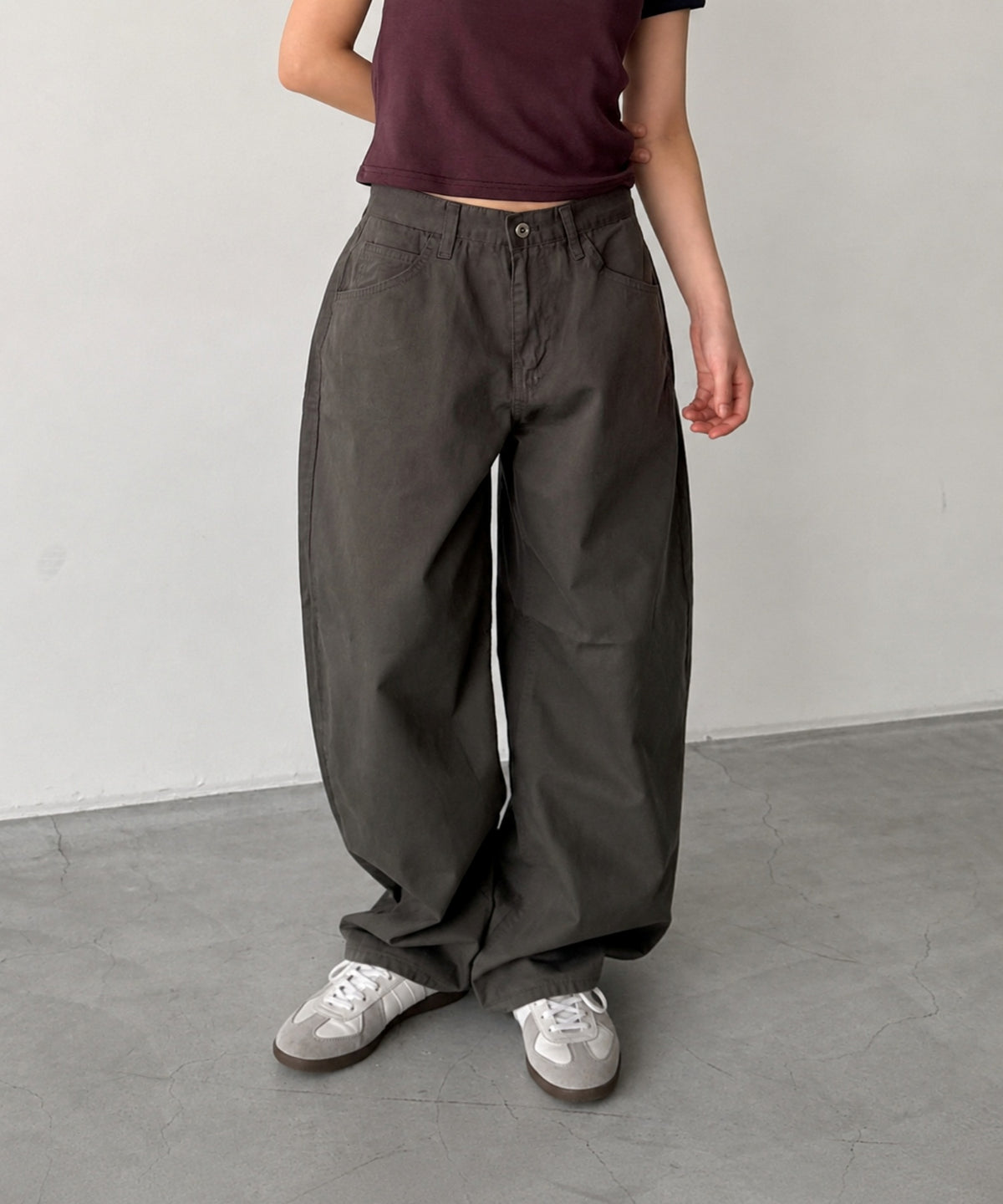 H158 B77 W57 H84(モデル着用サイズS)