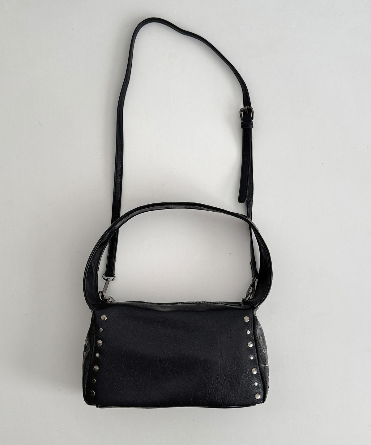 スタッズショルダーBAG