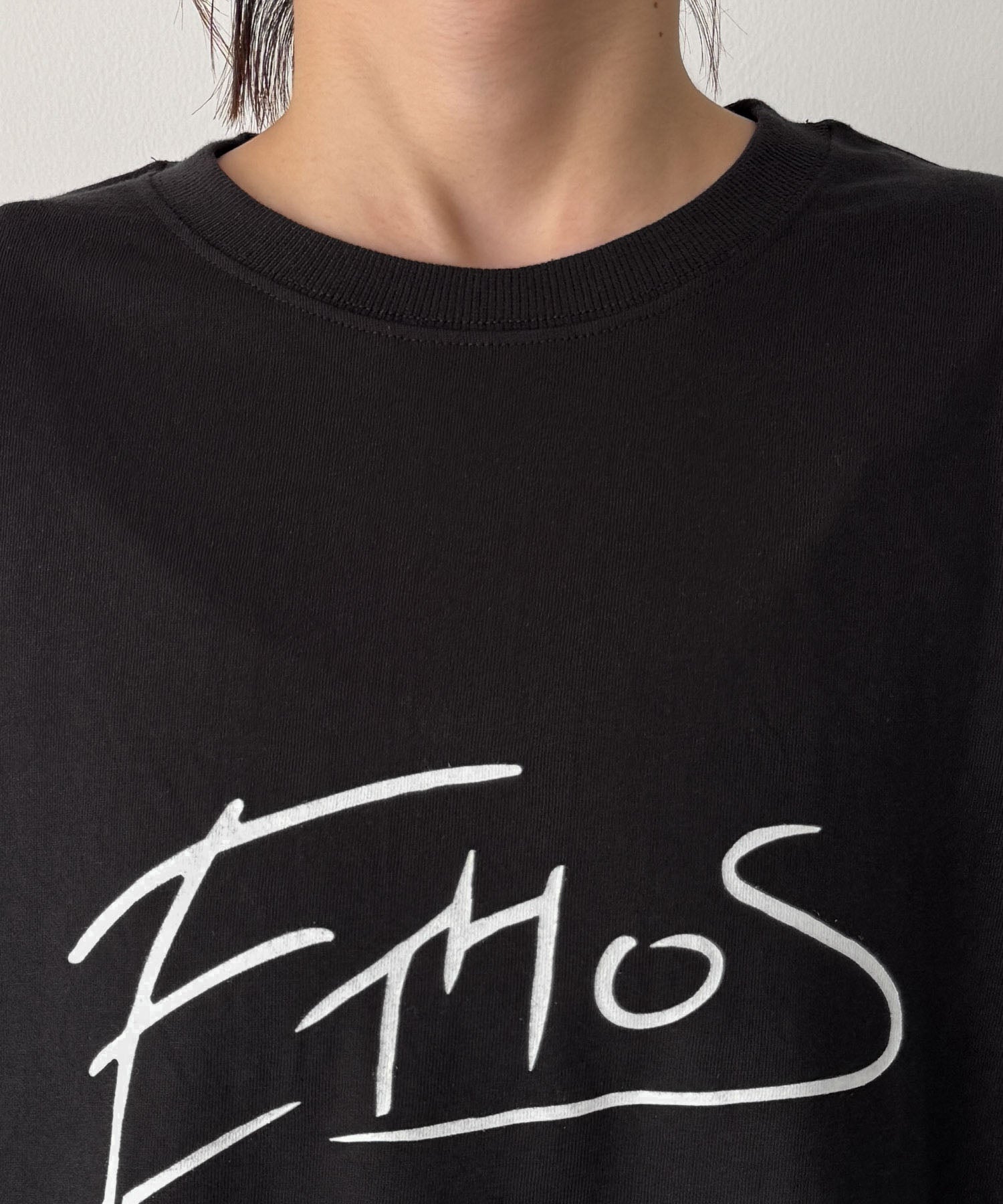 "ETHOS"Tシャツ