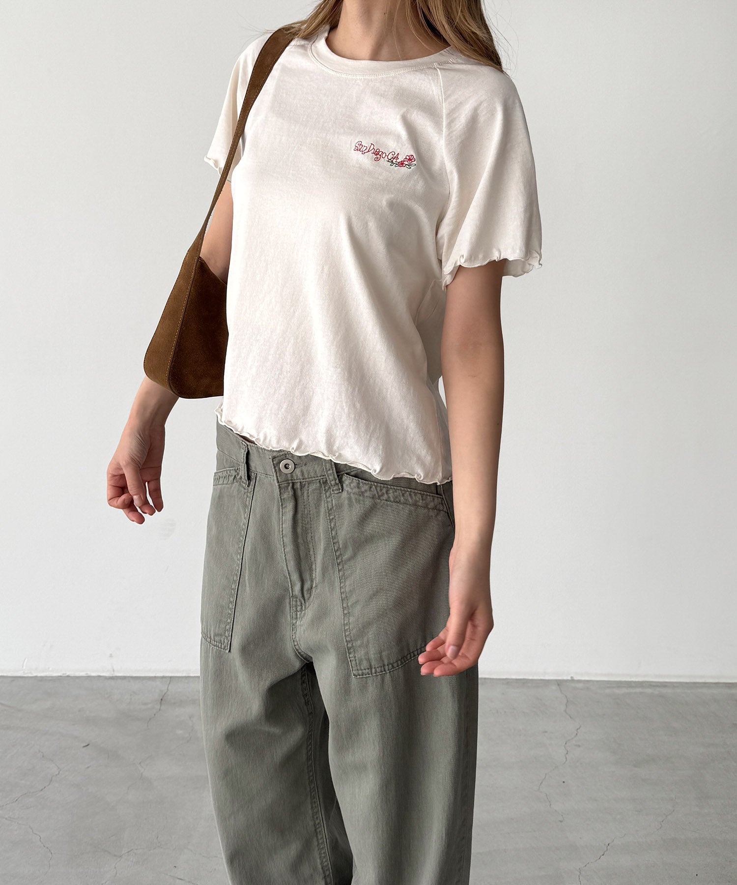 刺繍ラグランメローTシャツ