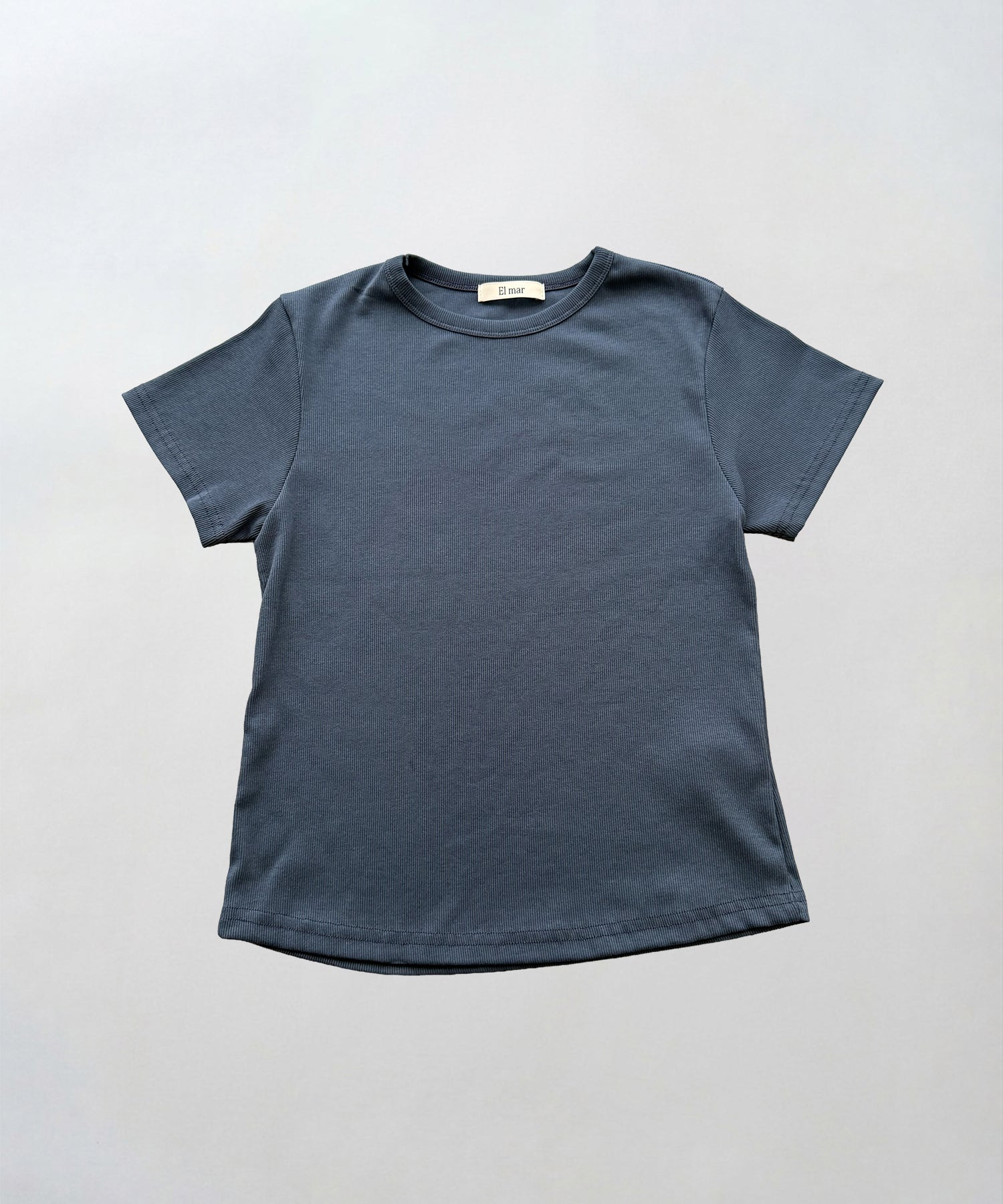 BASICコンパクトTシャツ
