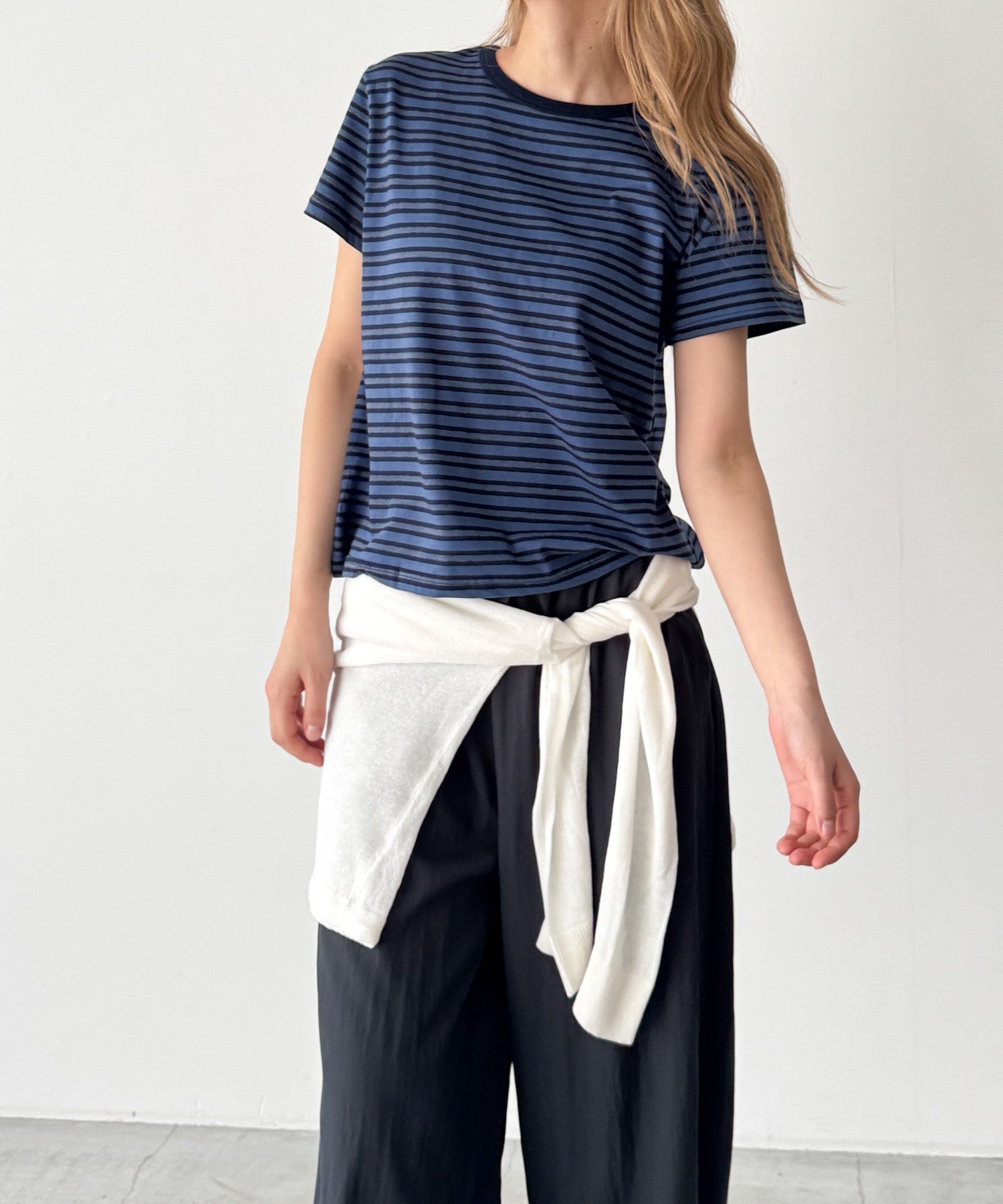 H158 B77 W57 H84