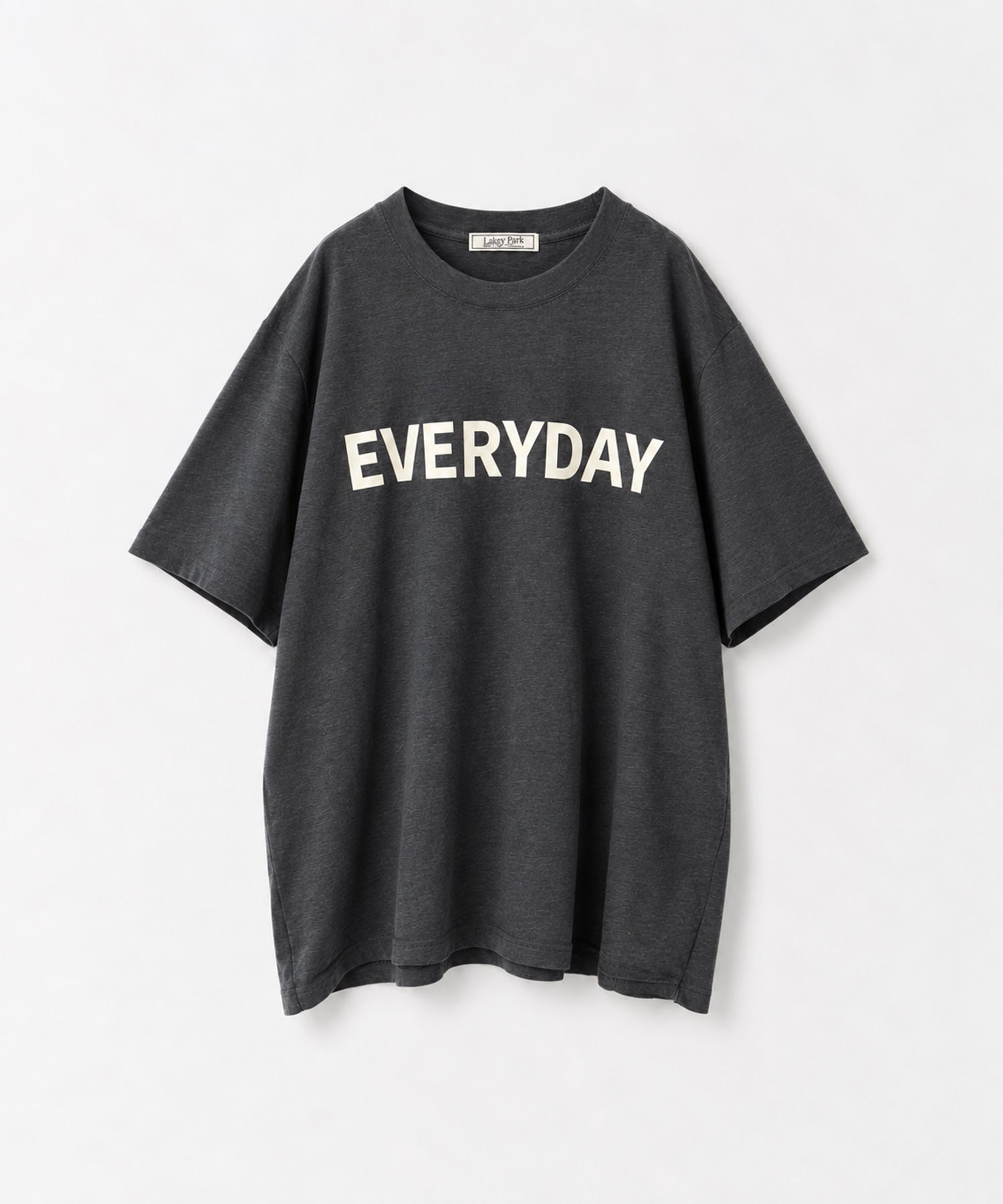 "EVERYDAY"Tシャツ
