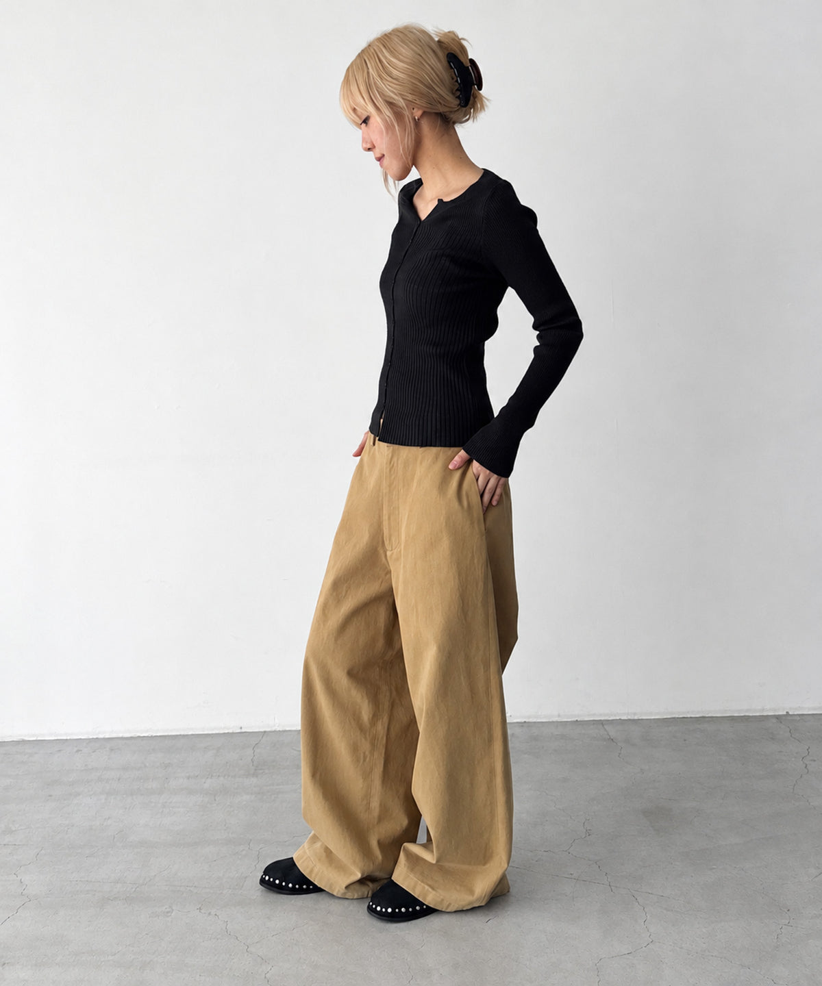 ワイドチノパンツ