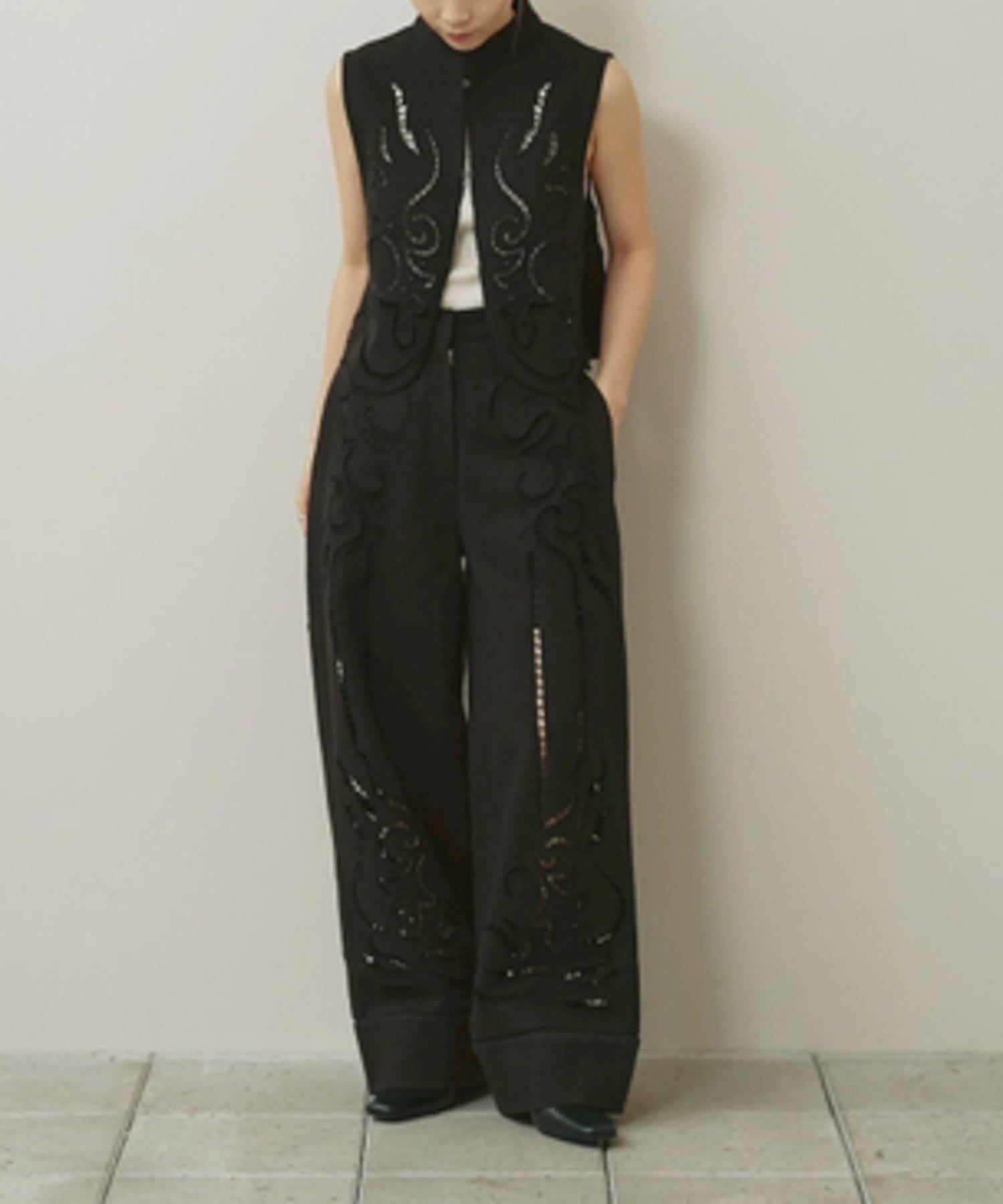Cut Lace Twill Vest カットレースツイルベスト/12610430