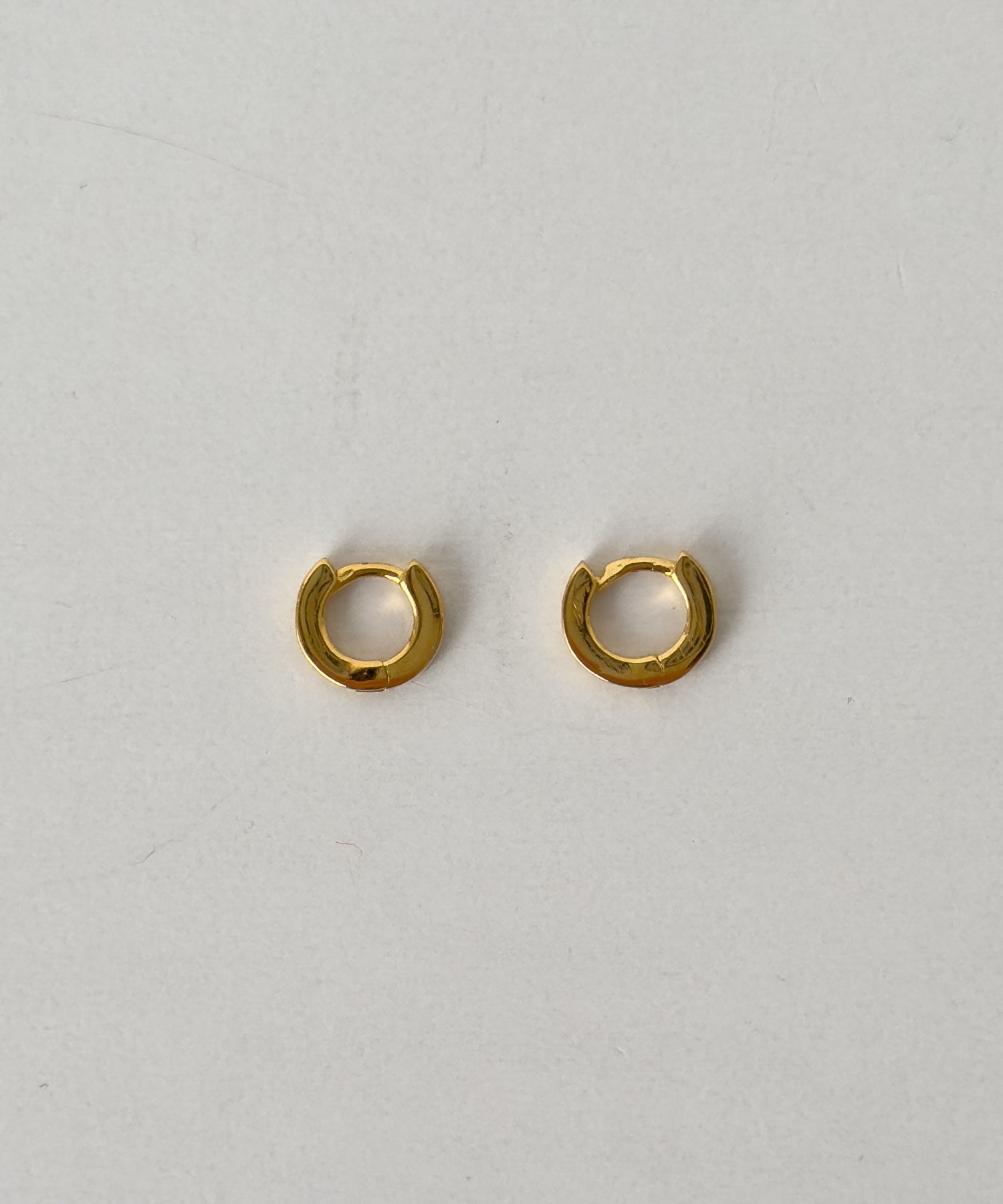 【Silver925】プチフープゴールドピアス