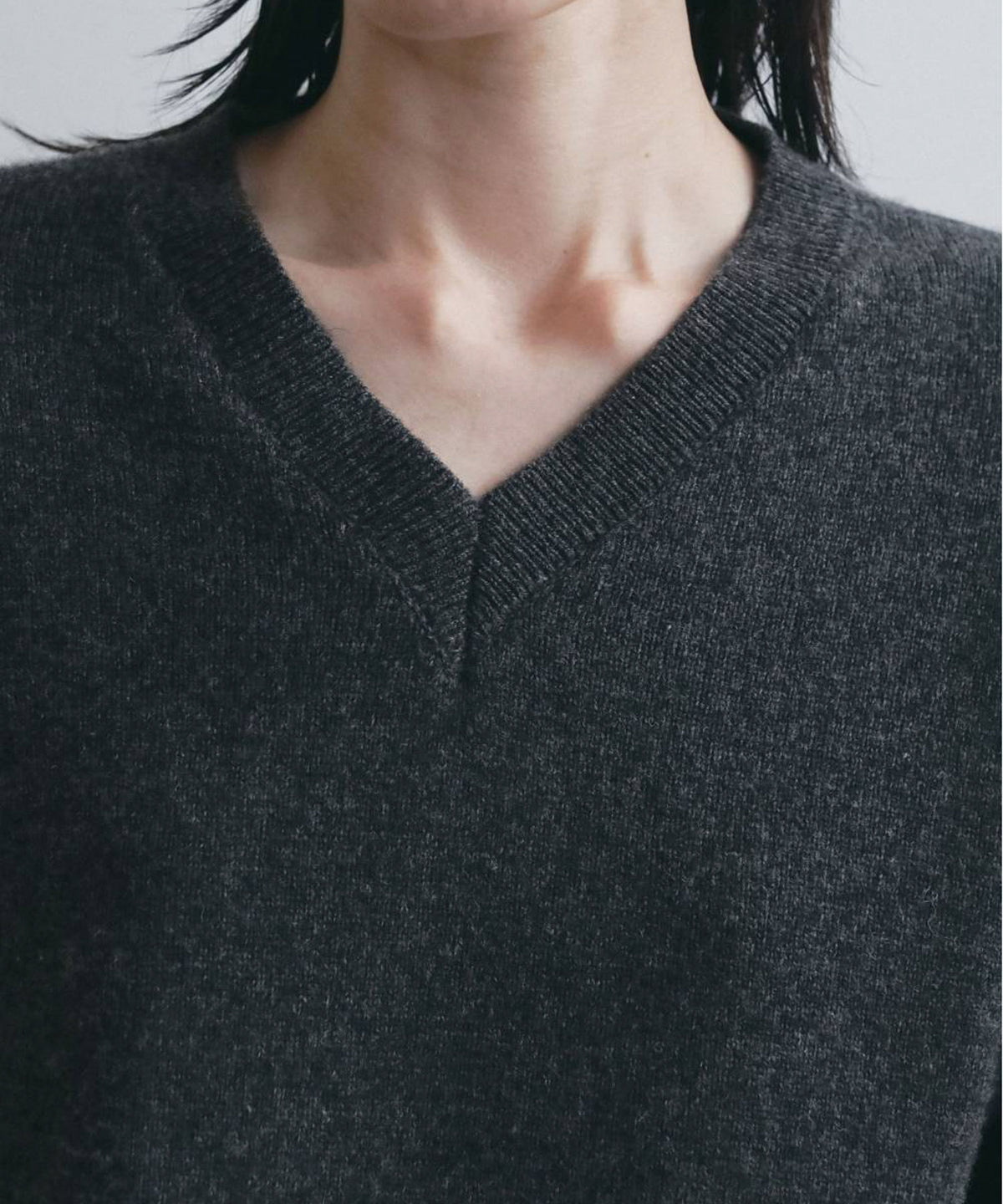 Wool Vneck Knit