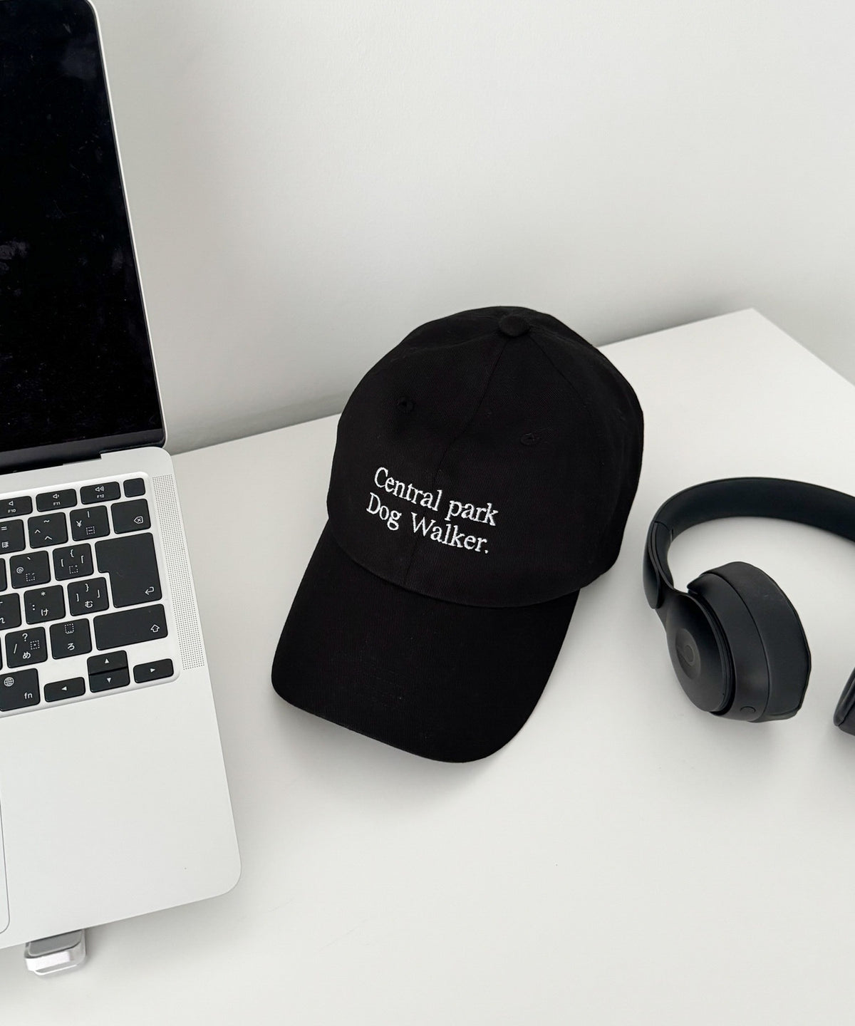 "Dog Walker"ロゴCAP