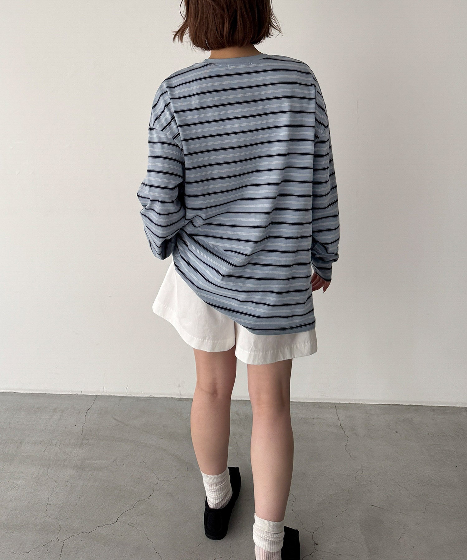 胸刺繍ボーダーロンT