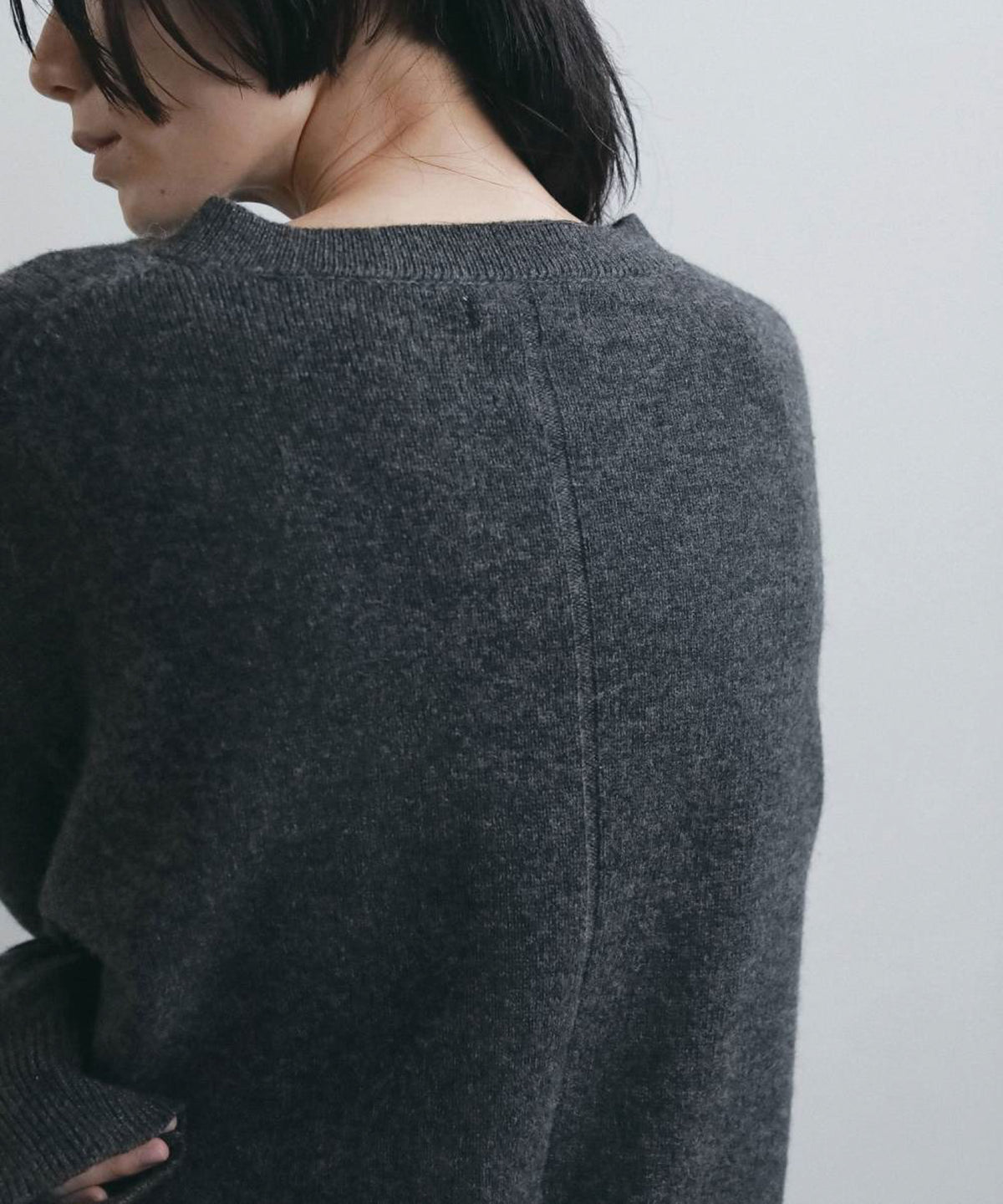 Wool Vneck Knit