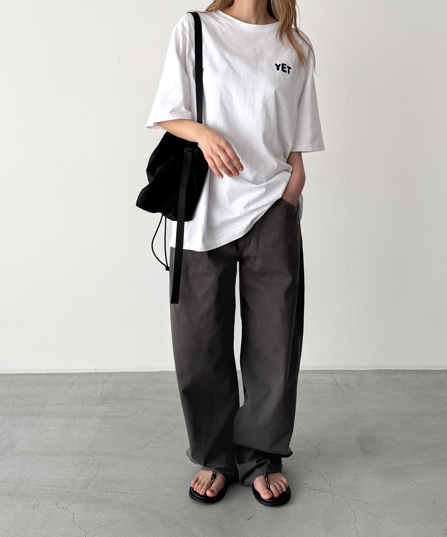 "YET"Tシャツ