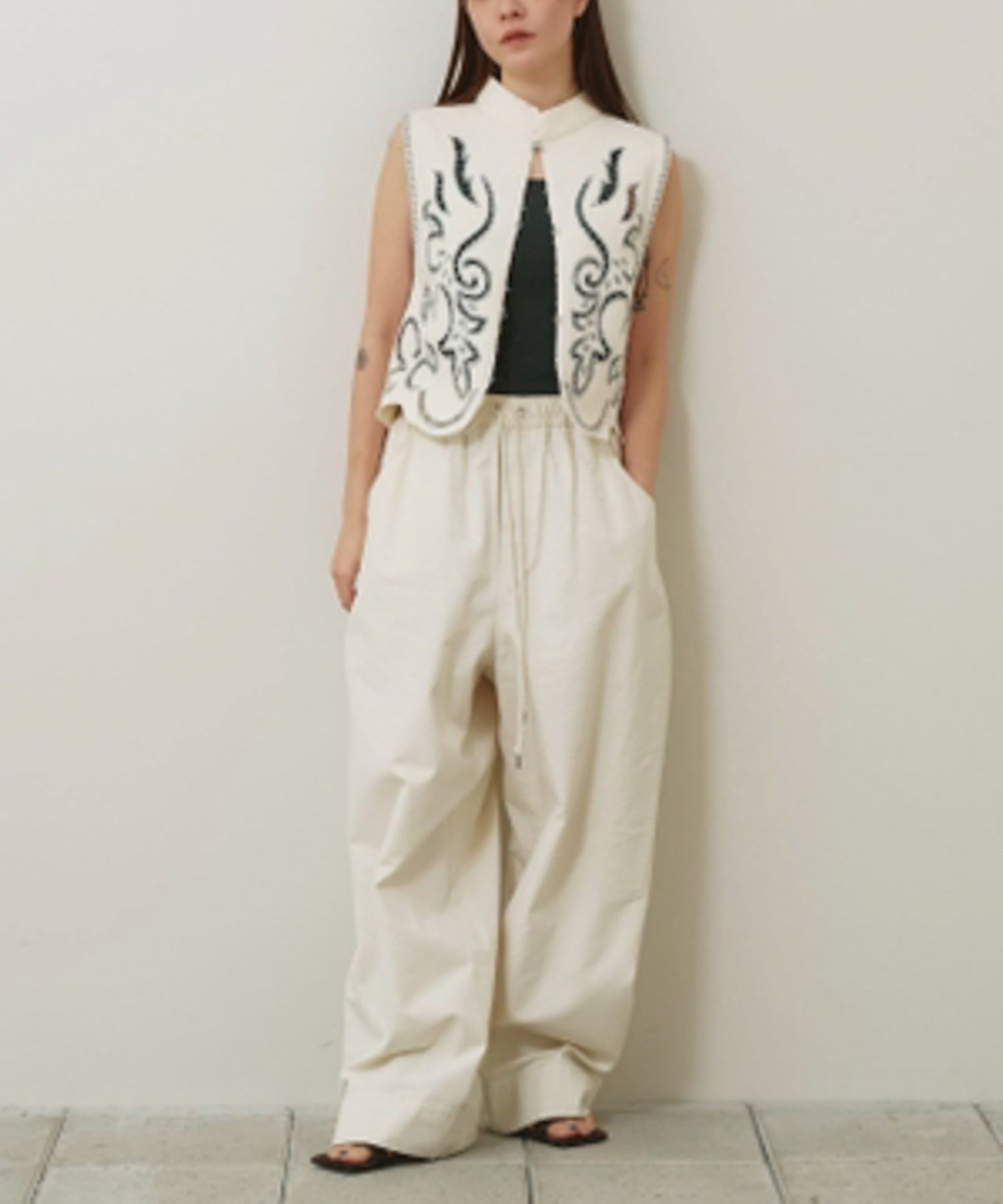 Cut Lace Twill Vest カットレースツイルベスト/12610430