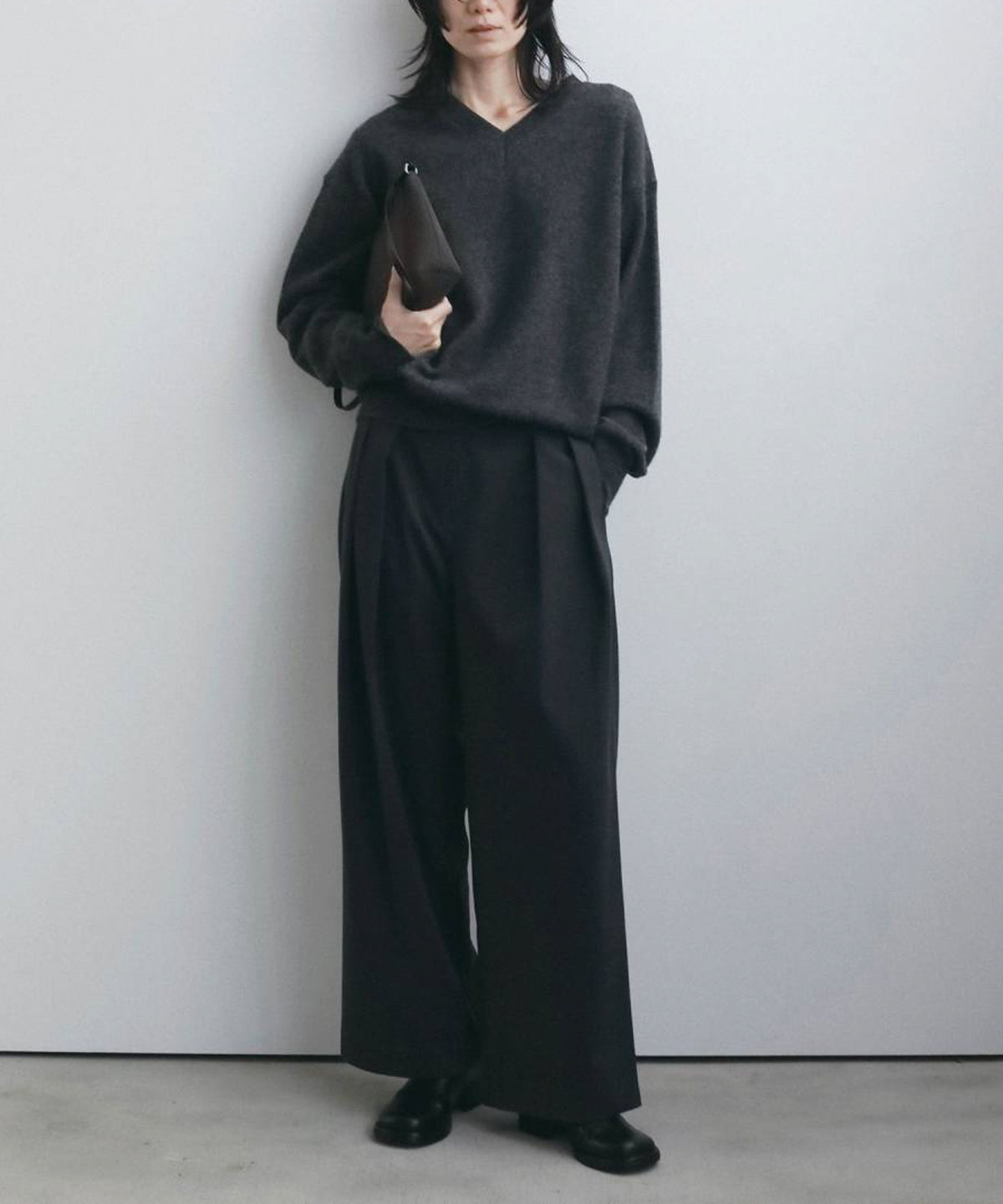 Wool Vneck Knit