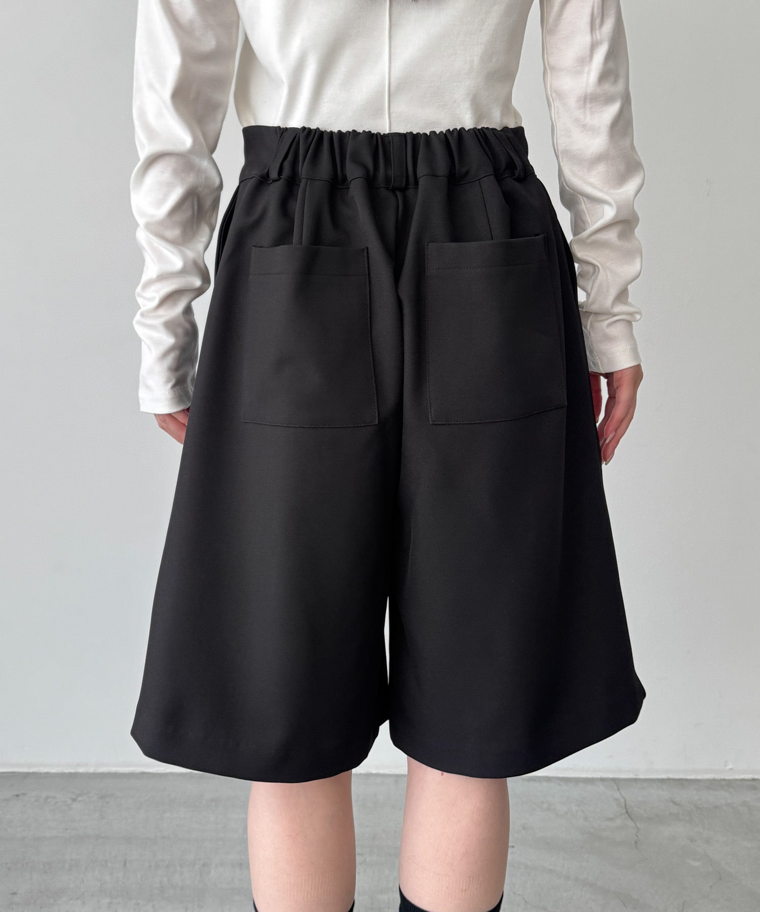 シングルタックハーフパンツ