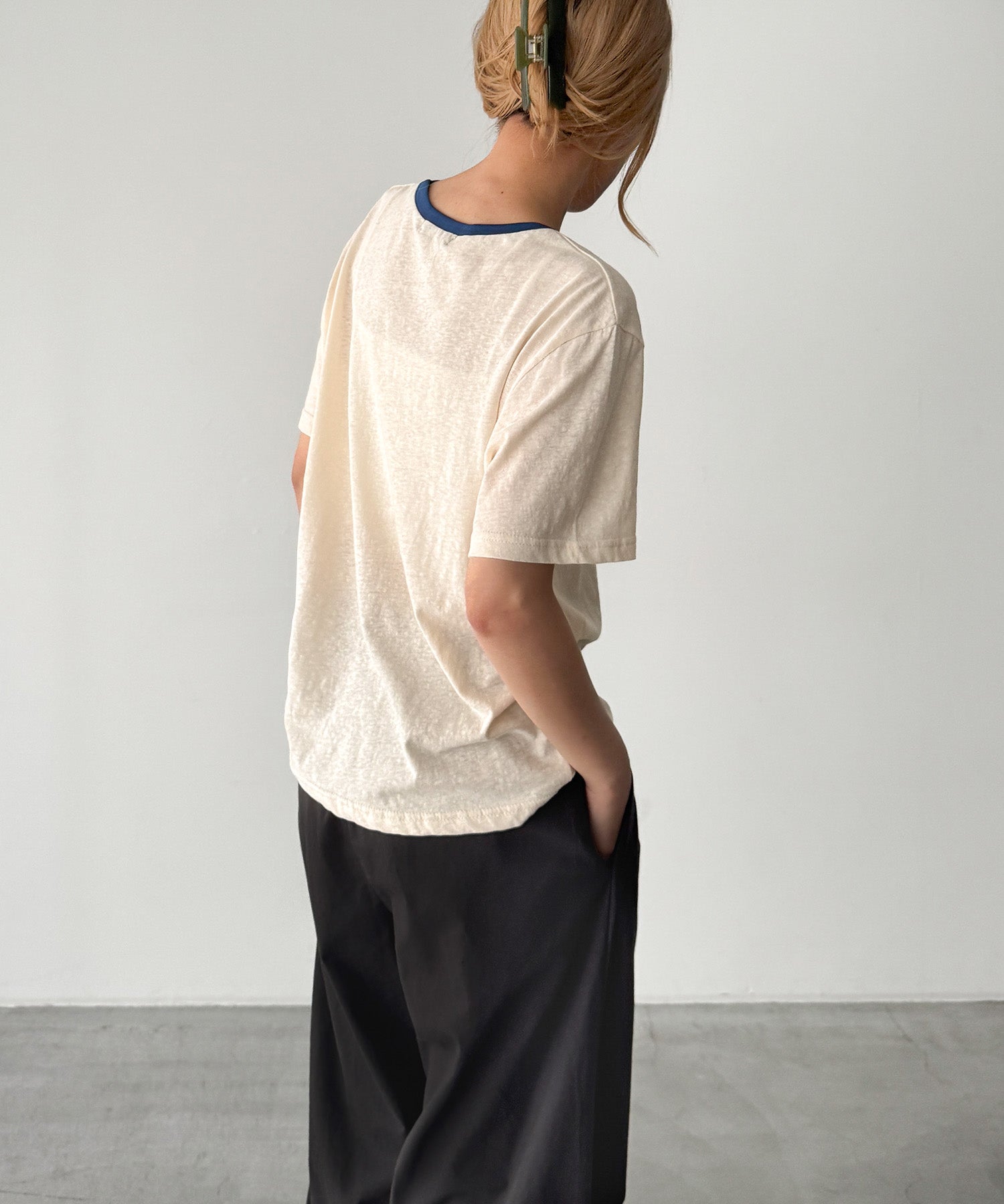"Another"リンガーTシャツ