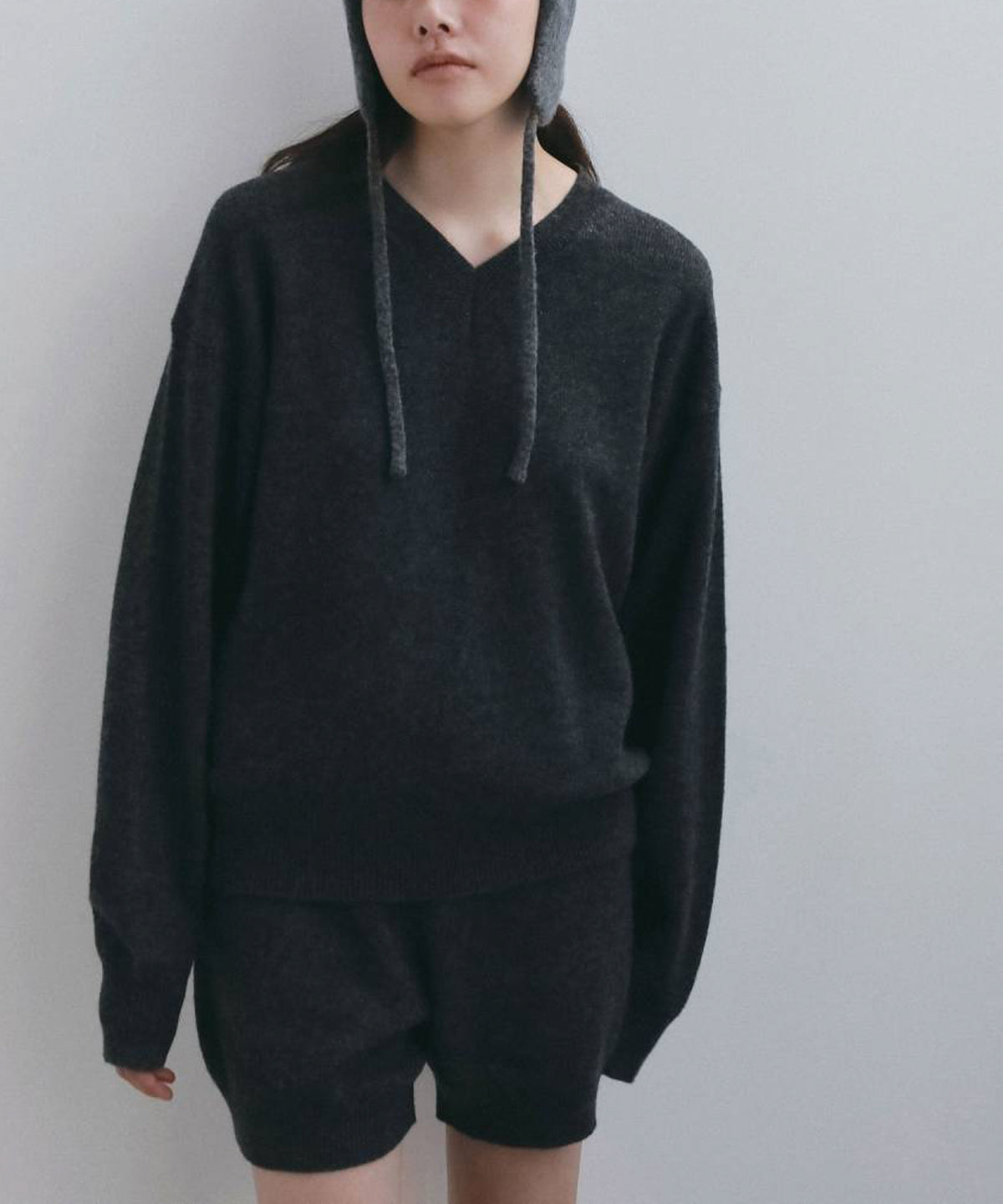 Wool Vneck Knit