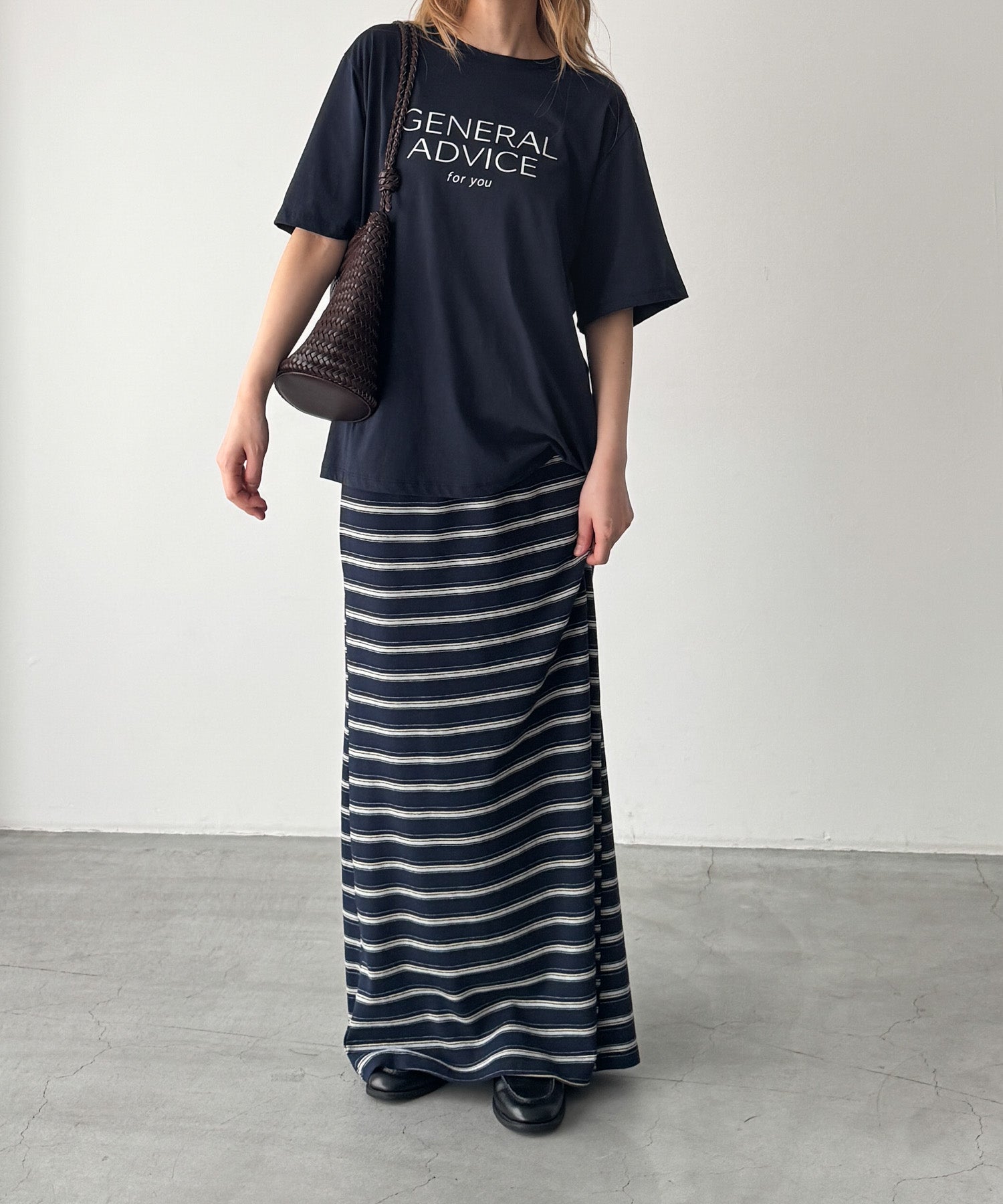 "GENERAL ADVICE"Tシャツ