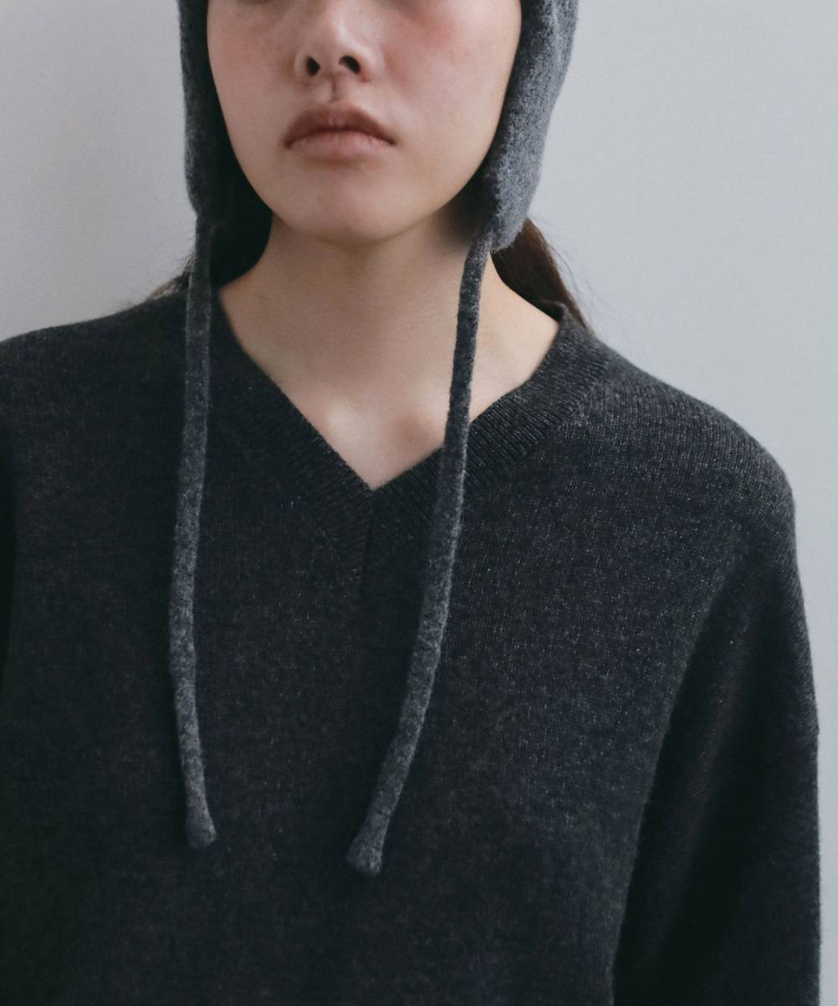 Wool Vneck Knit