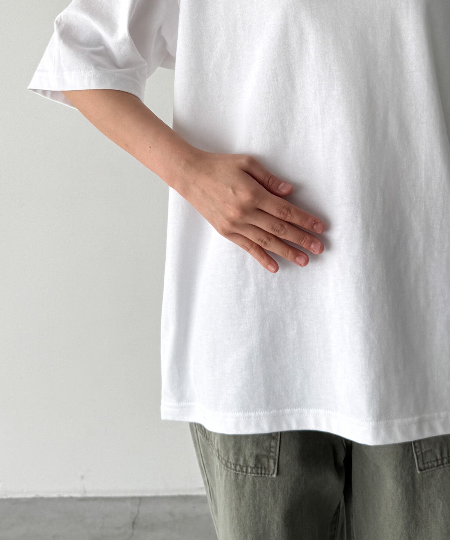 "PUBRIC"半袖Tシャツ