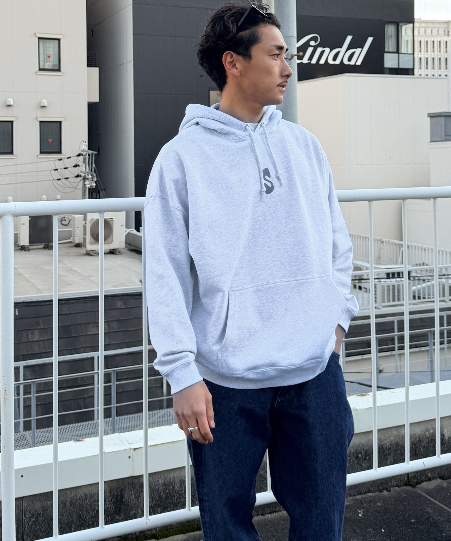 H170 B88 W72 H88(モデル着用サイズL)