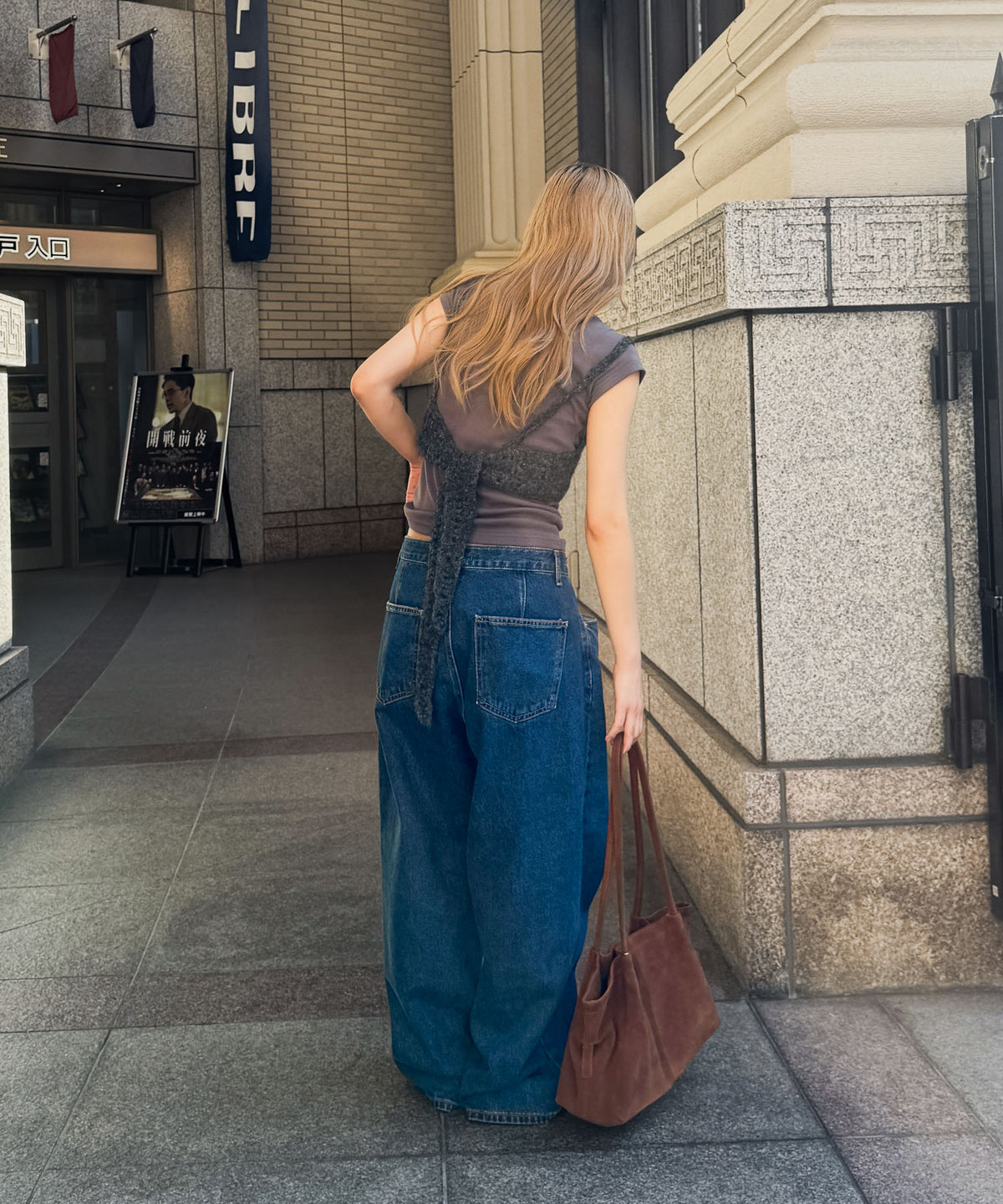 ボタンポケットデニムパンツ