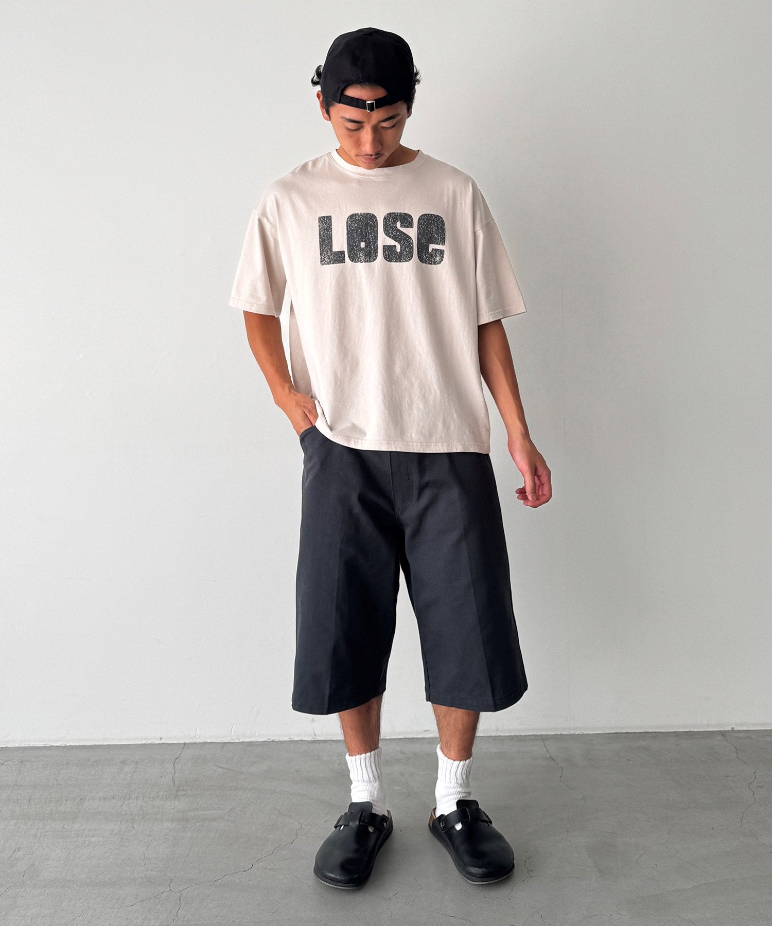 "LOSE"Tシャツ