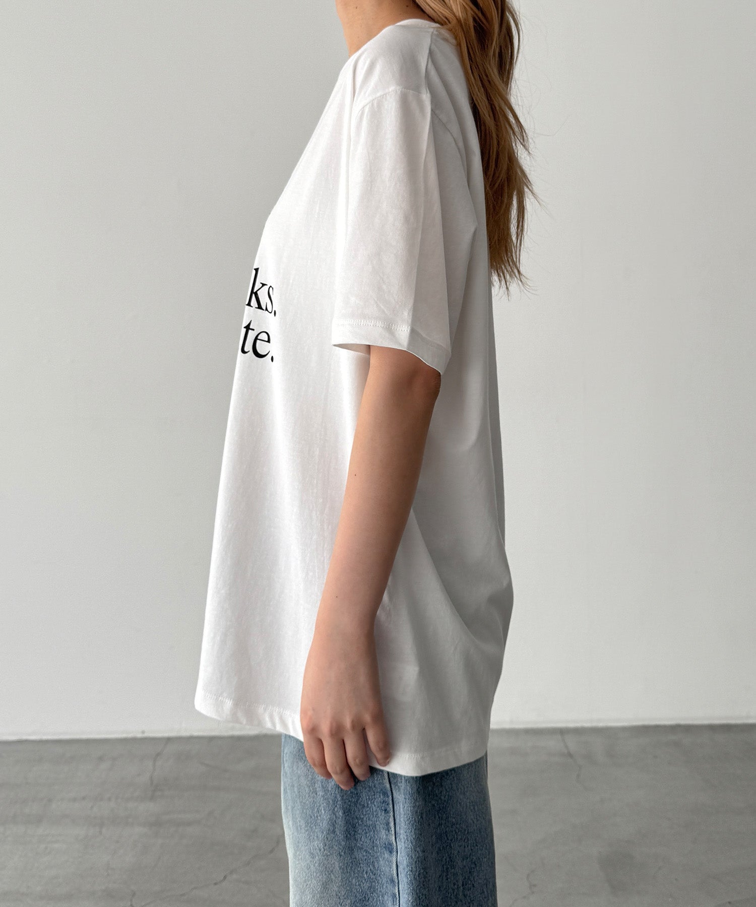 "NEWSPAPER"Tシャツ
