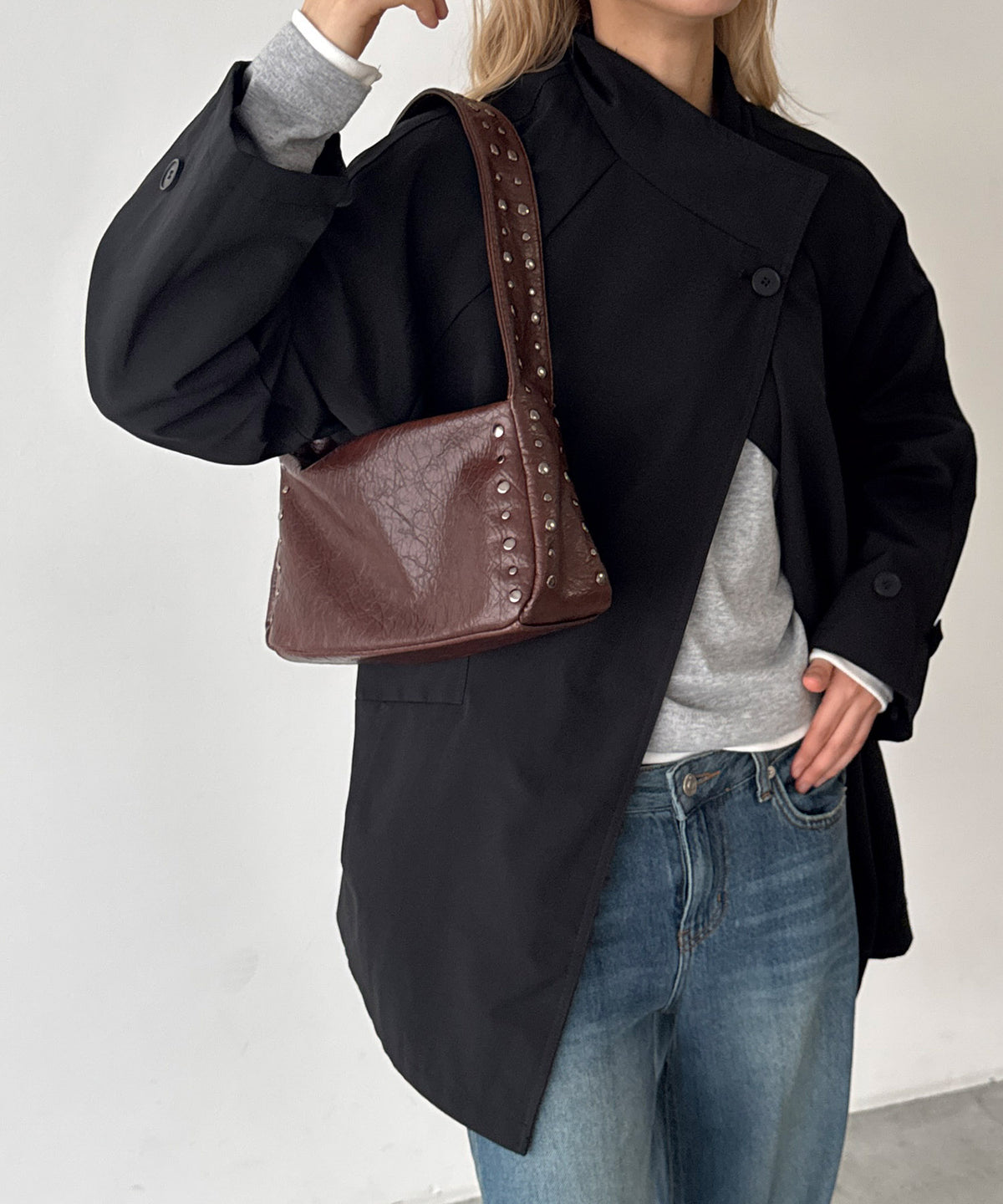 スタッズショルダーBAG