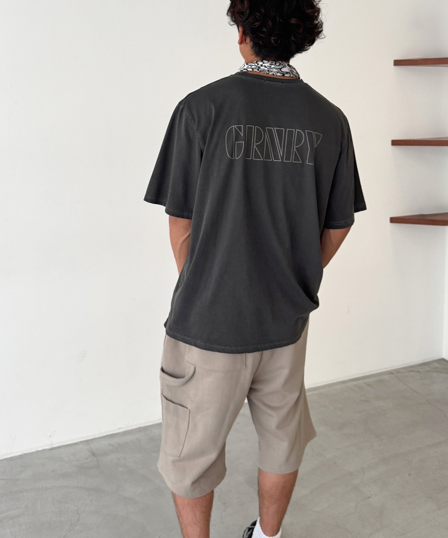 MEN'S：H170 B88 W72 H88(モデル着用サイズL)