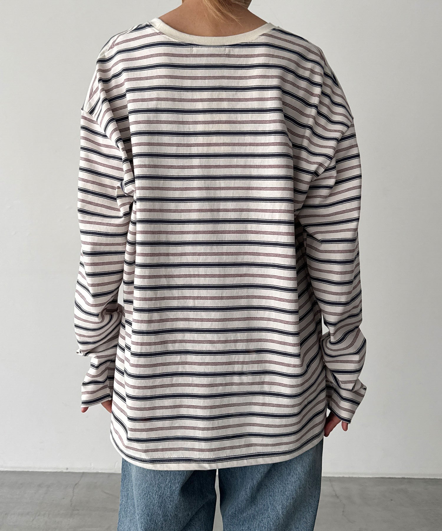 胸刺繍ボーダーロンT