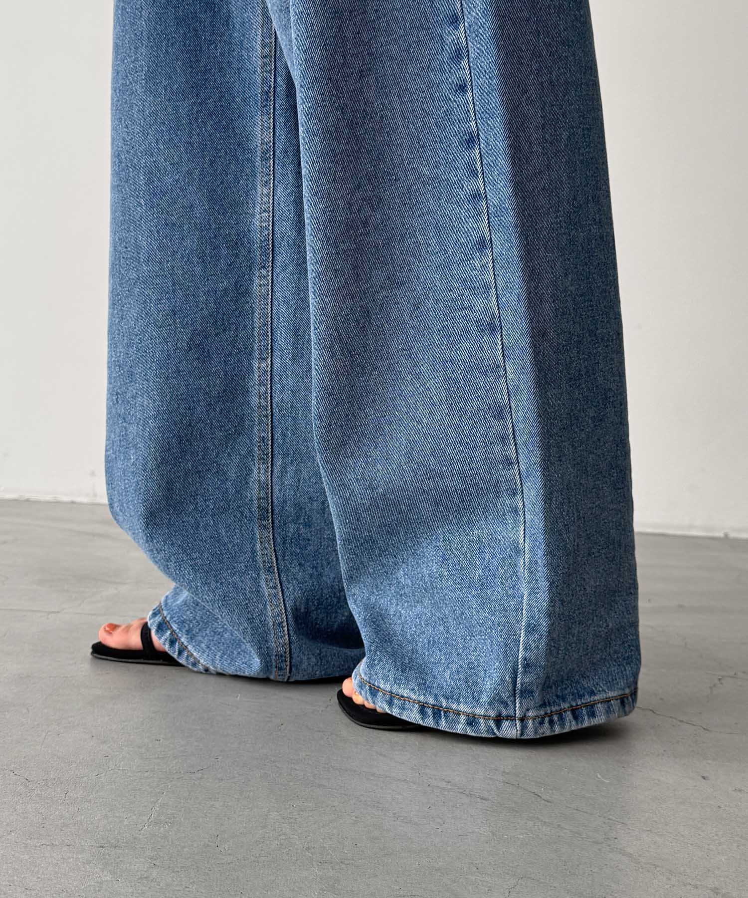 ウエストロールデニムパンツ