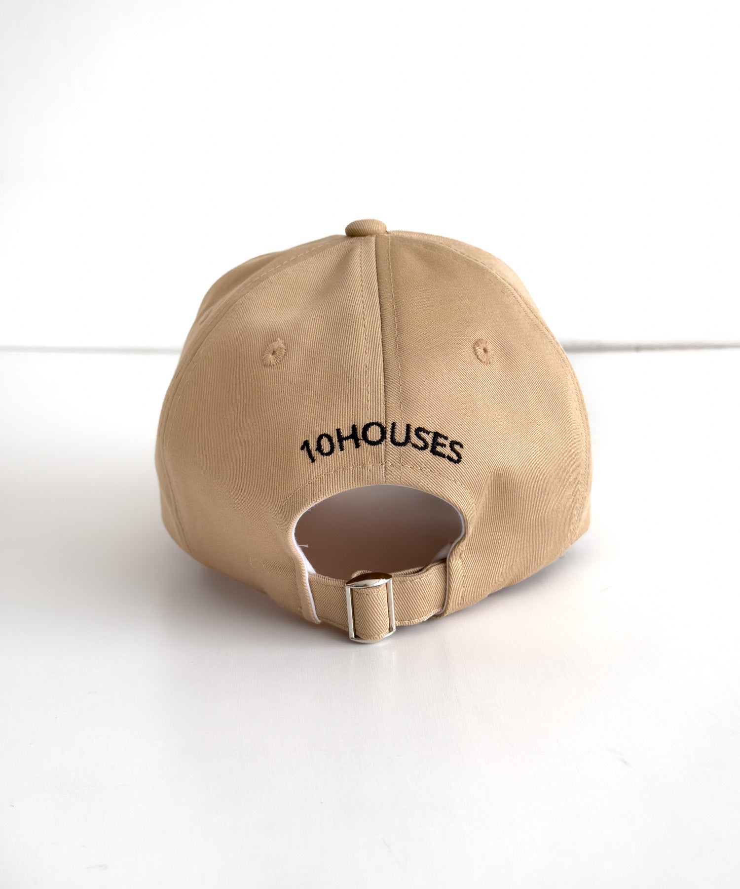 "HOUSE"刺繍CAP